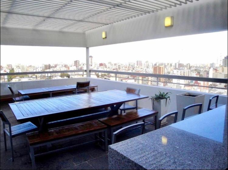 Apartamento vista al rio- TOPACIO TOWER