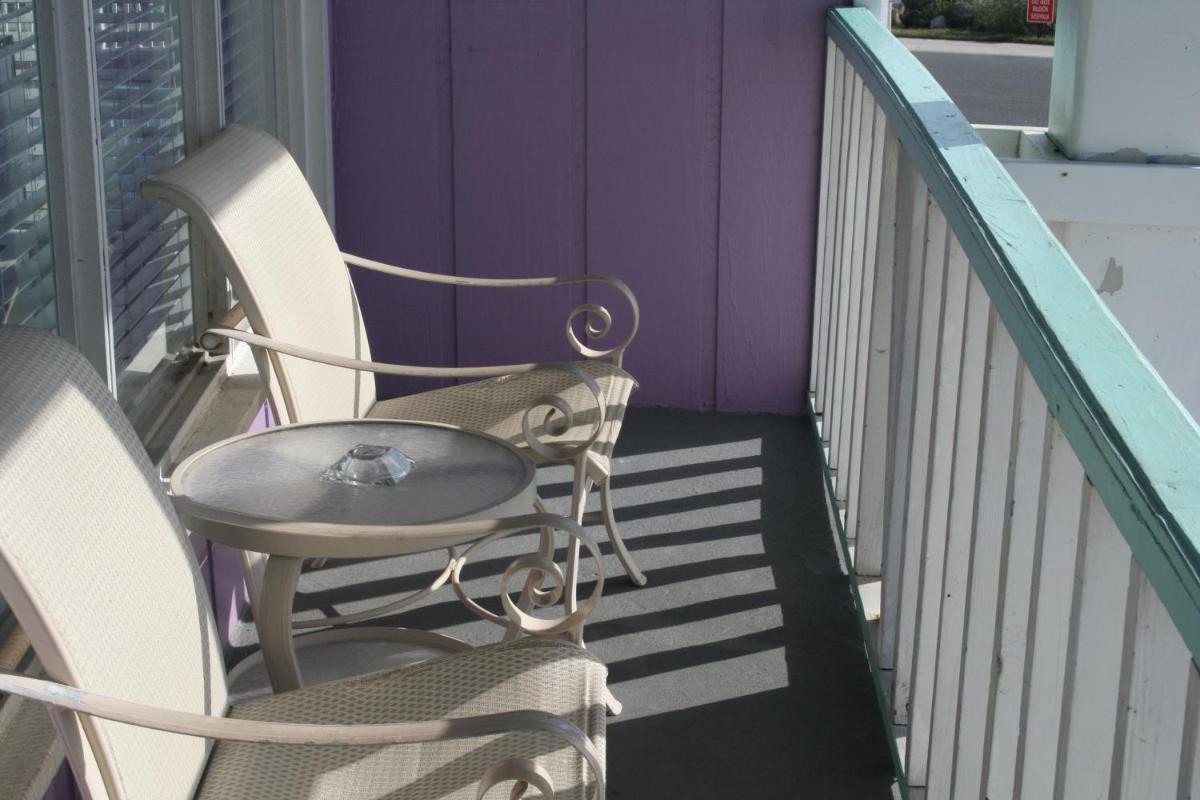 balcony