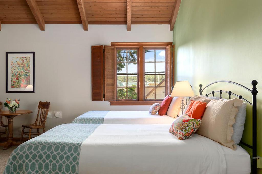 The La Conner Inn