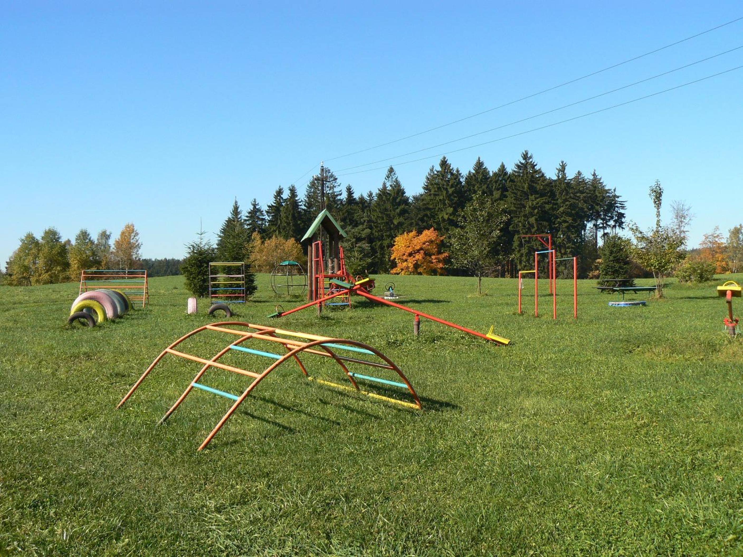 Photo 10