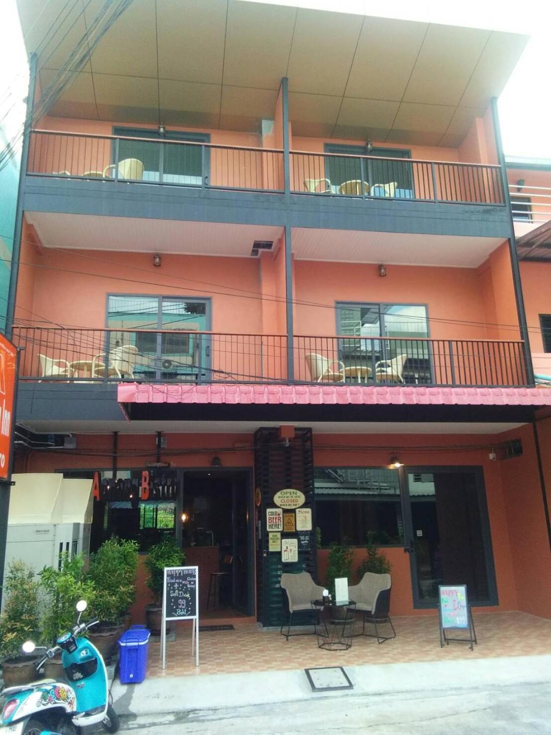 Hotel Aonang Inn - Image 1
