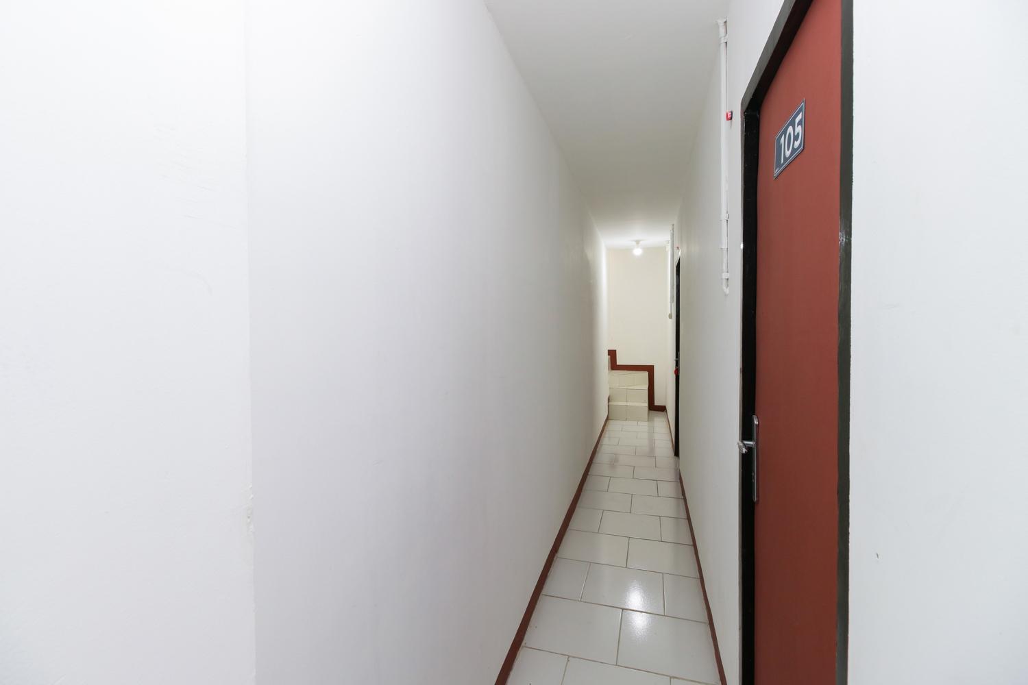 RedDoorz near Riau Junction Mall 2 view 4