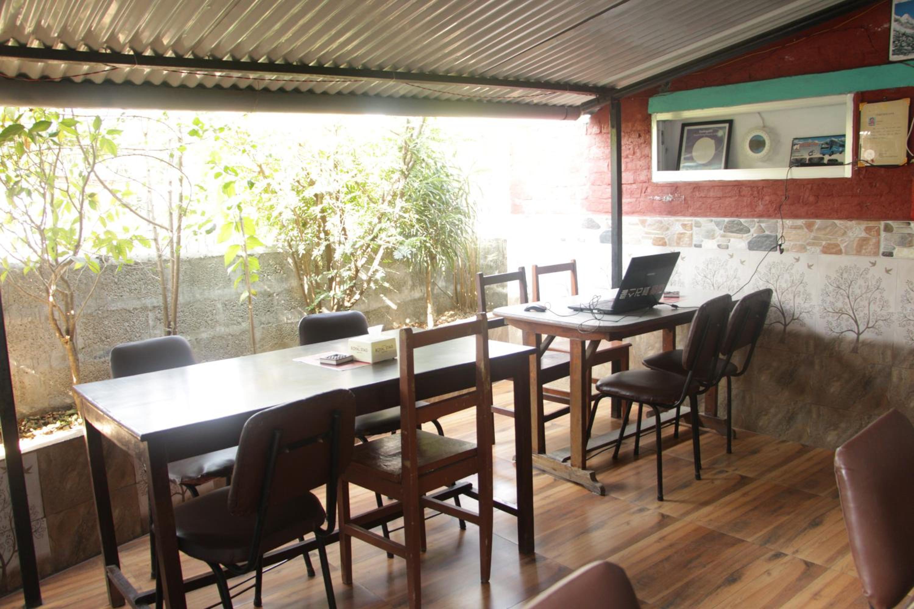 Harry Guest House & Restaurant