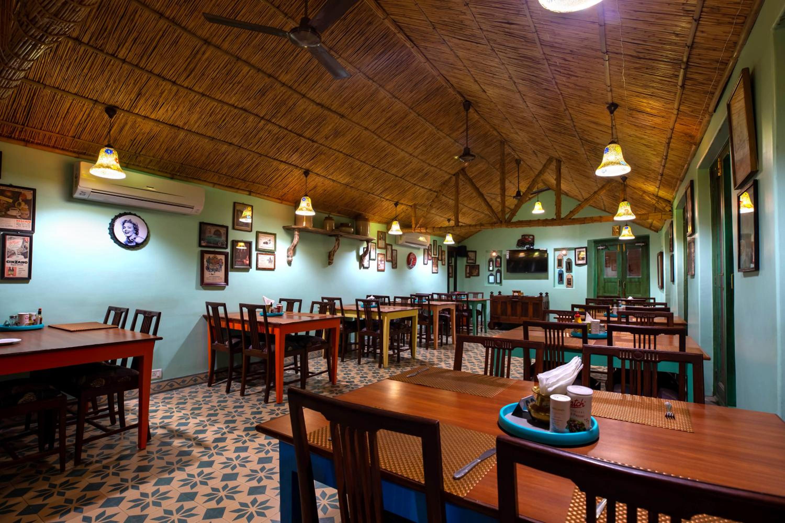 restaurant