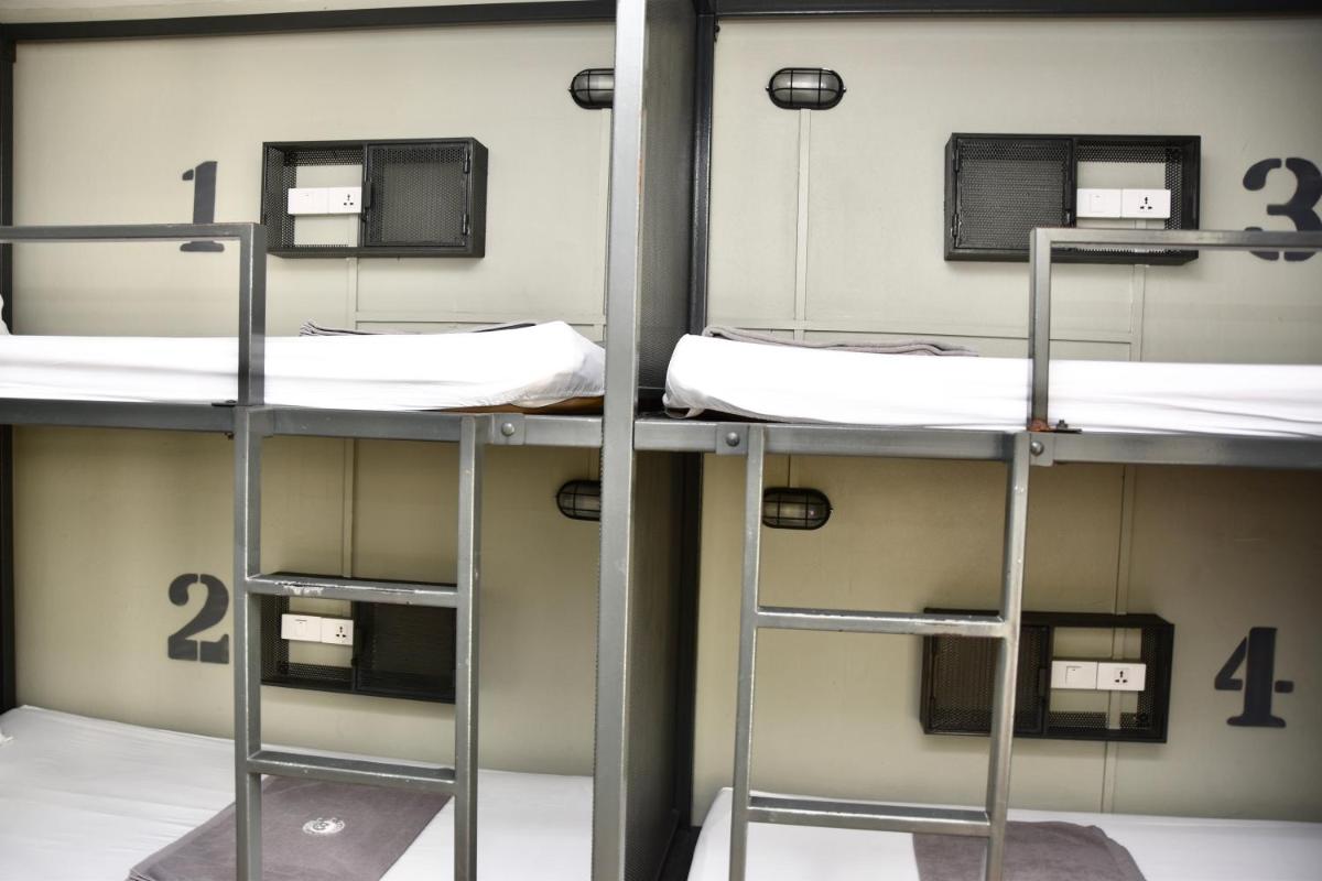 Mad Monkey Bangkok Hostel - Adults Only 37