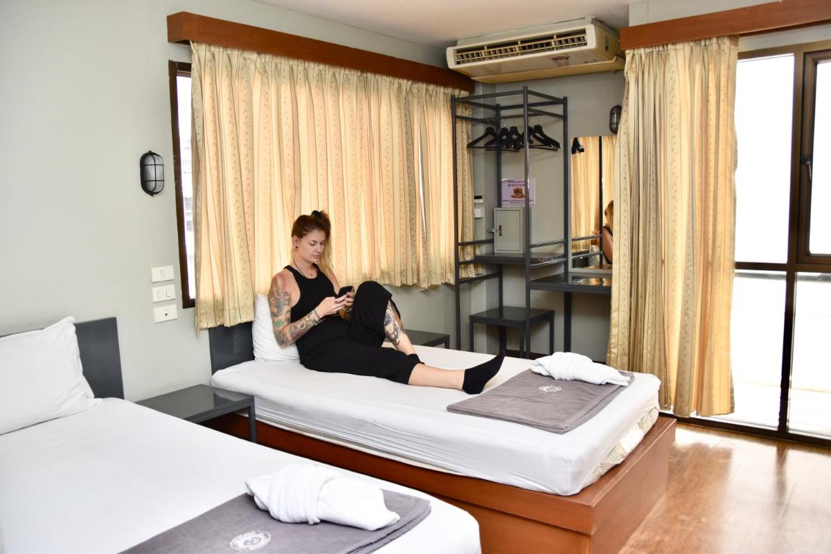 Mad Monkey Bangkok Hostel - Adults Only 34