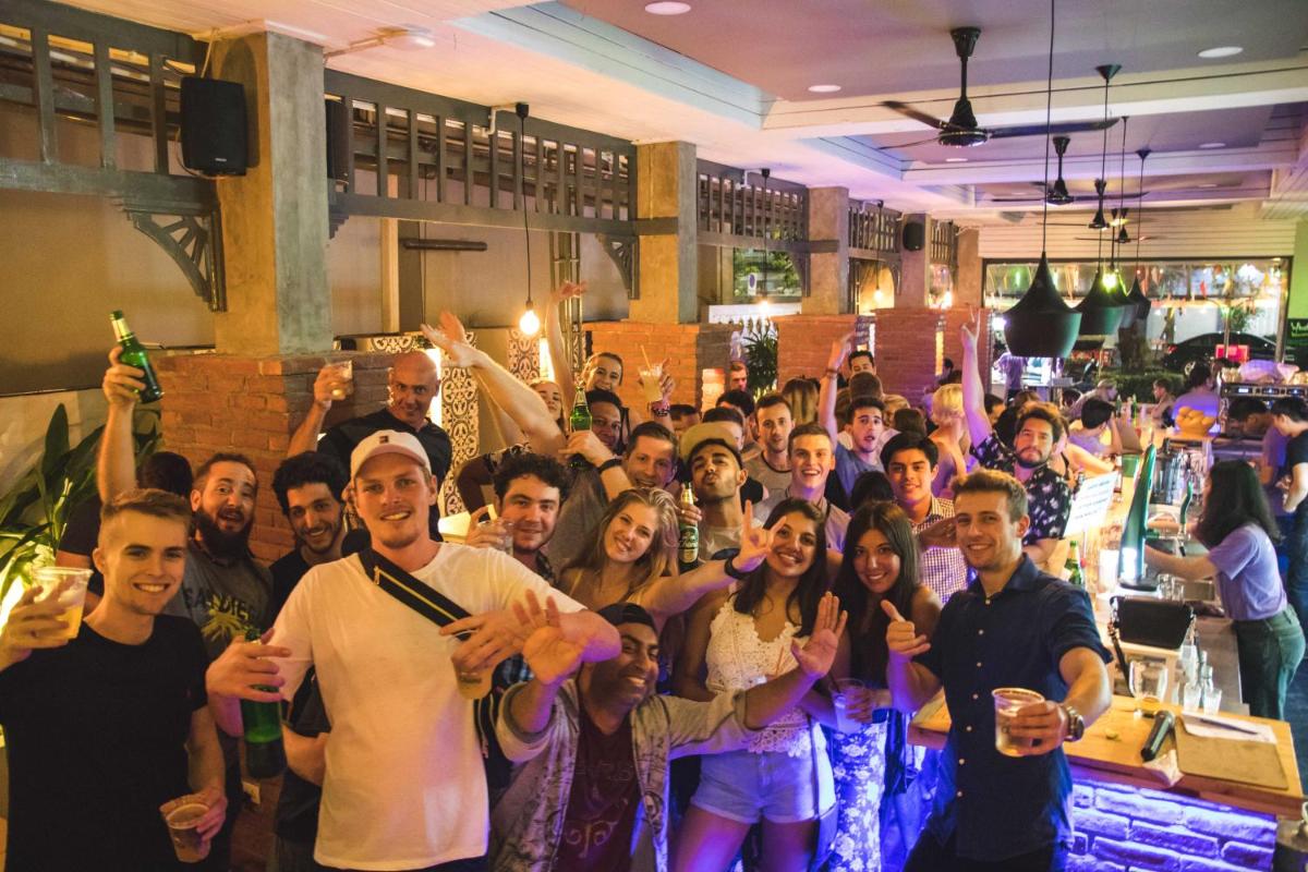 Mad Monkey Bangkok Hostel - Adults Only 9
