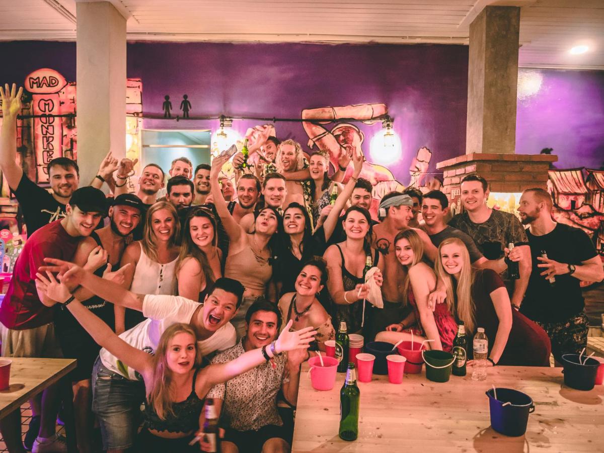 Mad Monkey Bangkok Hostel - Adults Only 10