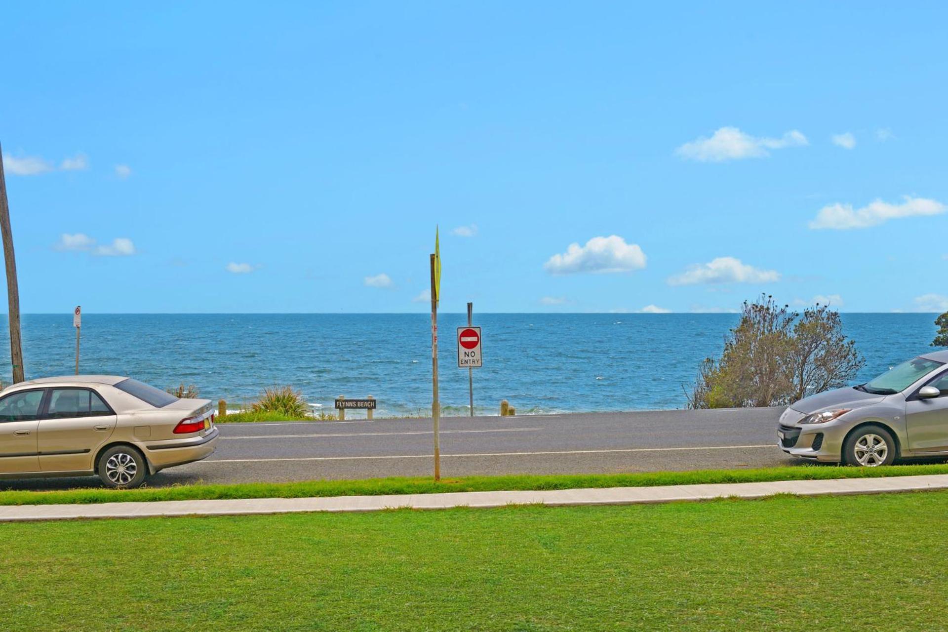 Beachpark 9 958 Pacific Drive view 2