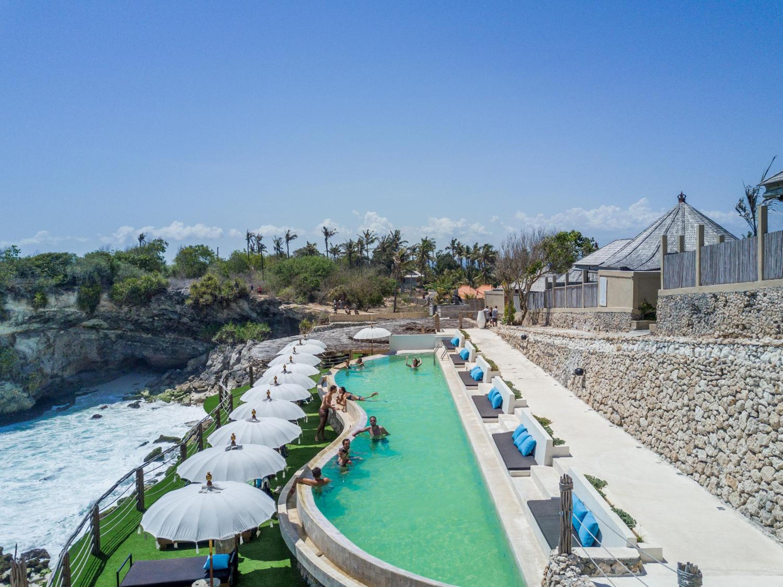 Ora Resort Avia Blue Lagoon