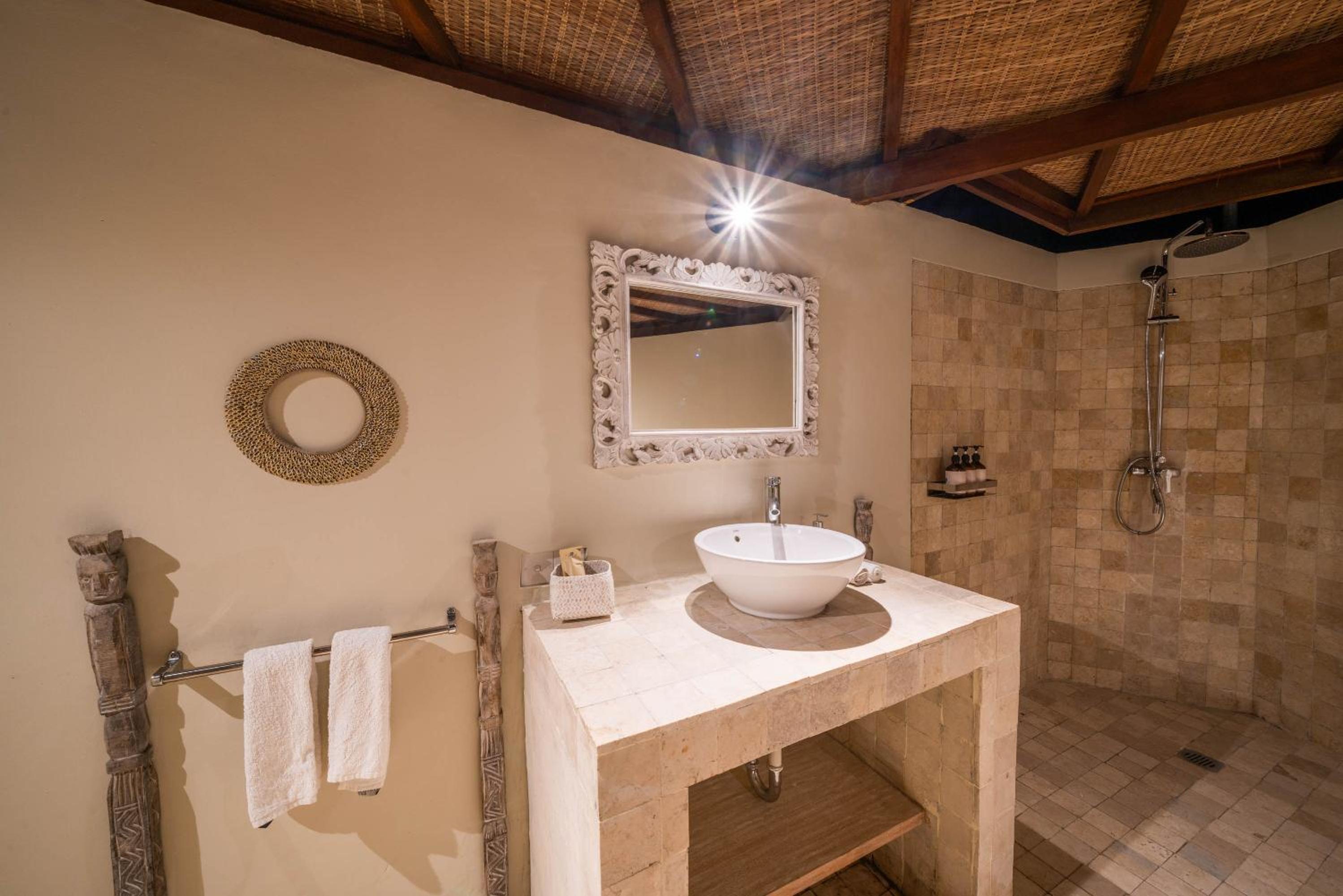 Ora Resort Avia Blue Lagoon