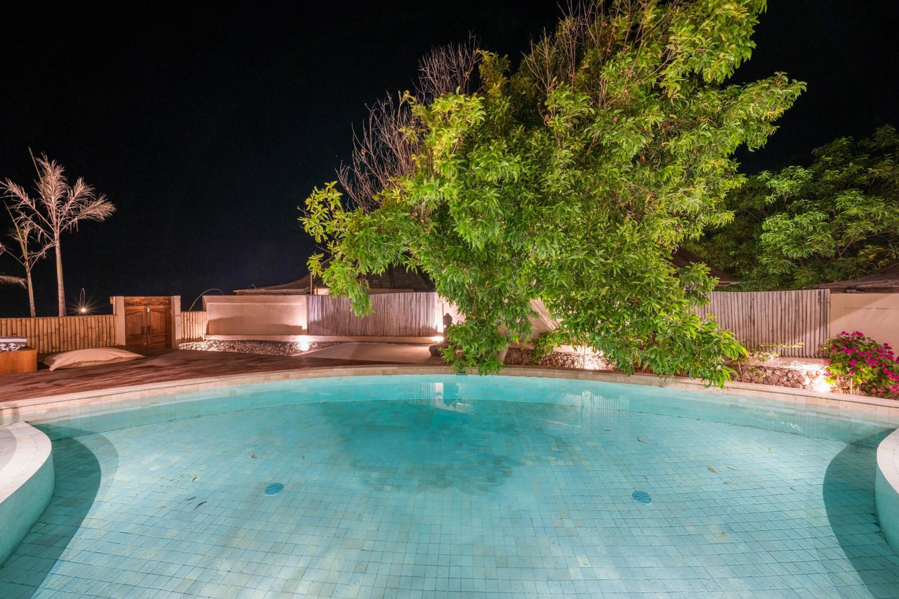 Ora Resort Avia Blue Lagoon