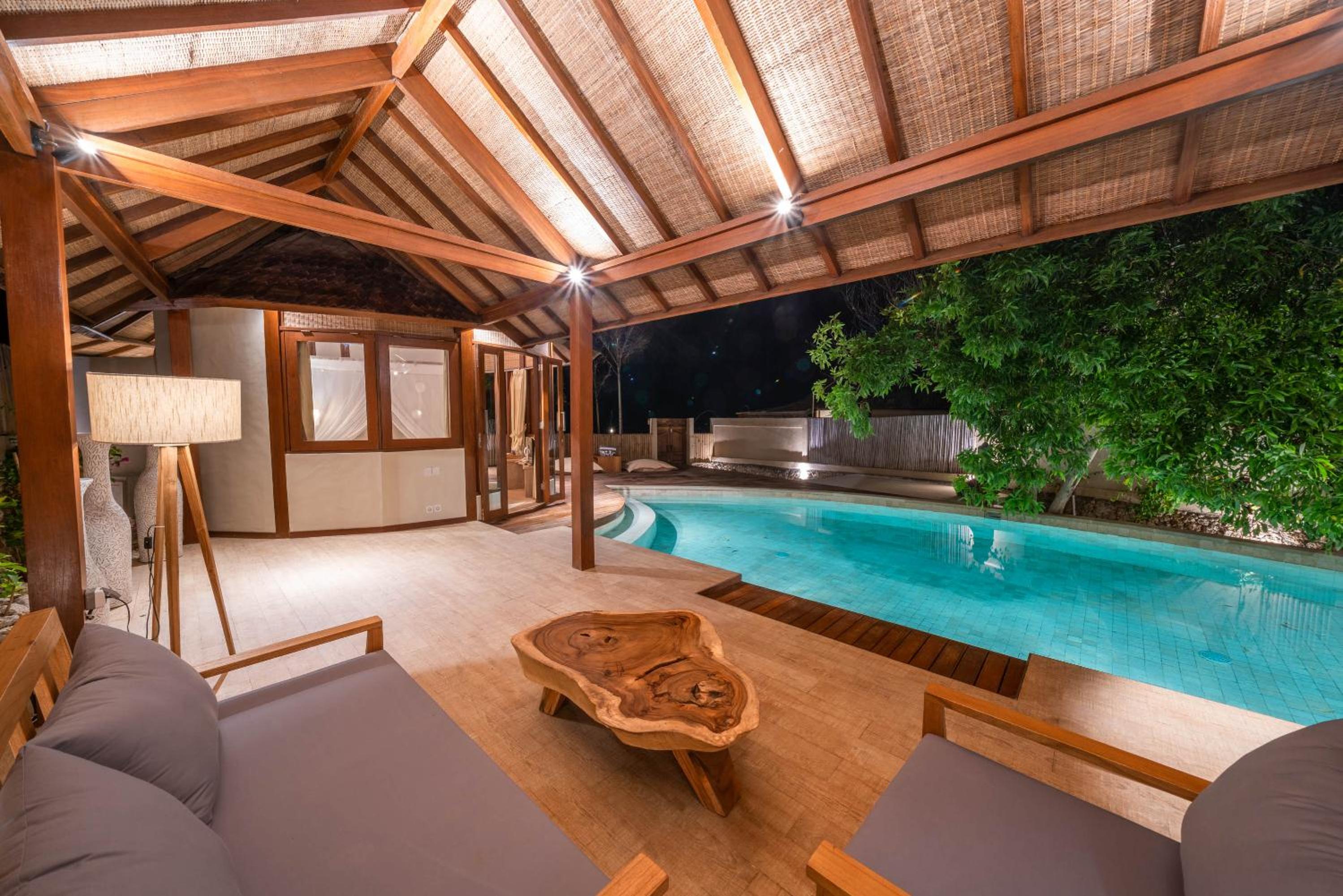 Ora Resort Avia Blue Lagoon