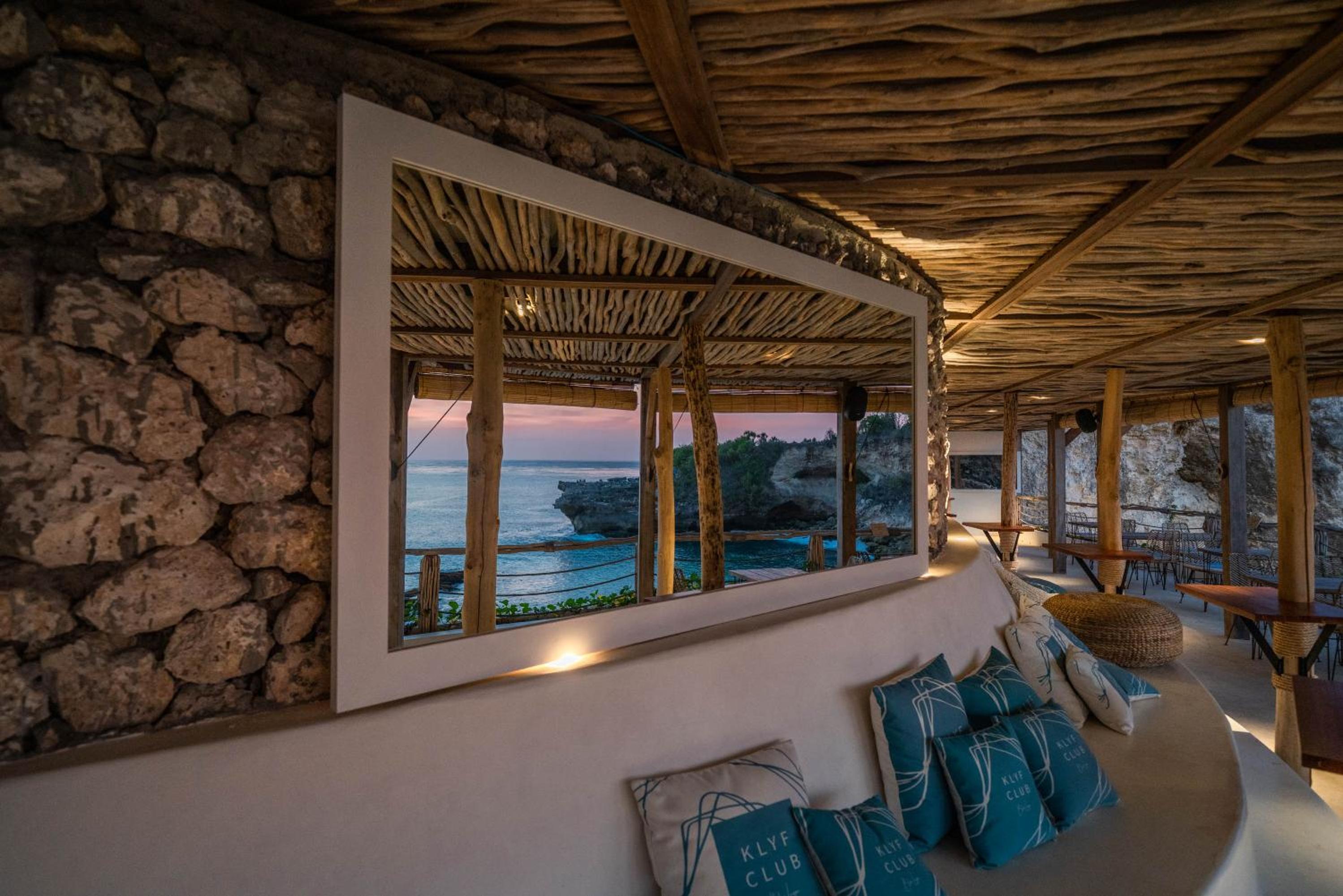 Ora Resort Avia Blue Lagoon