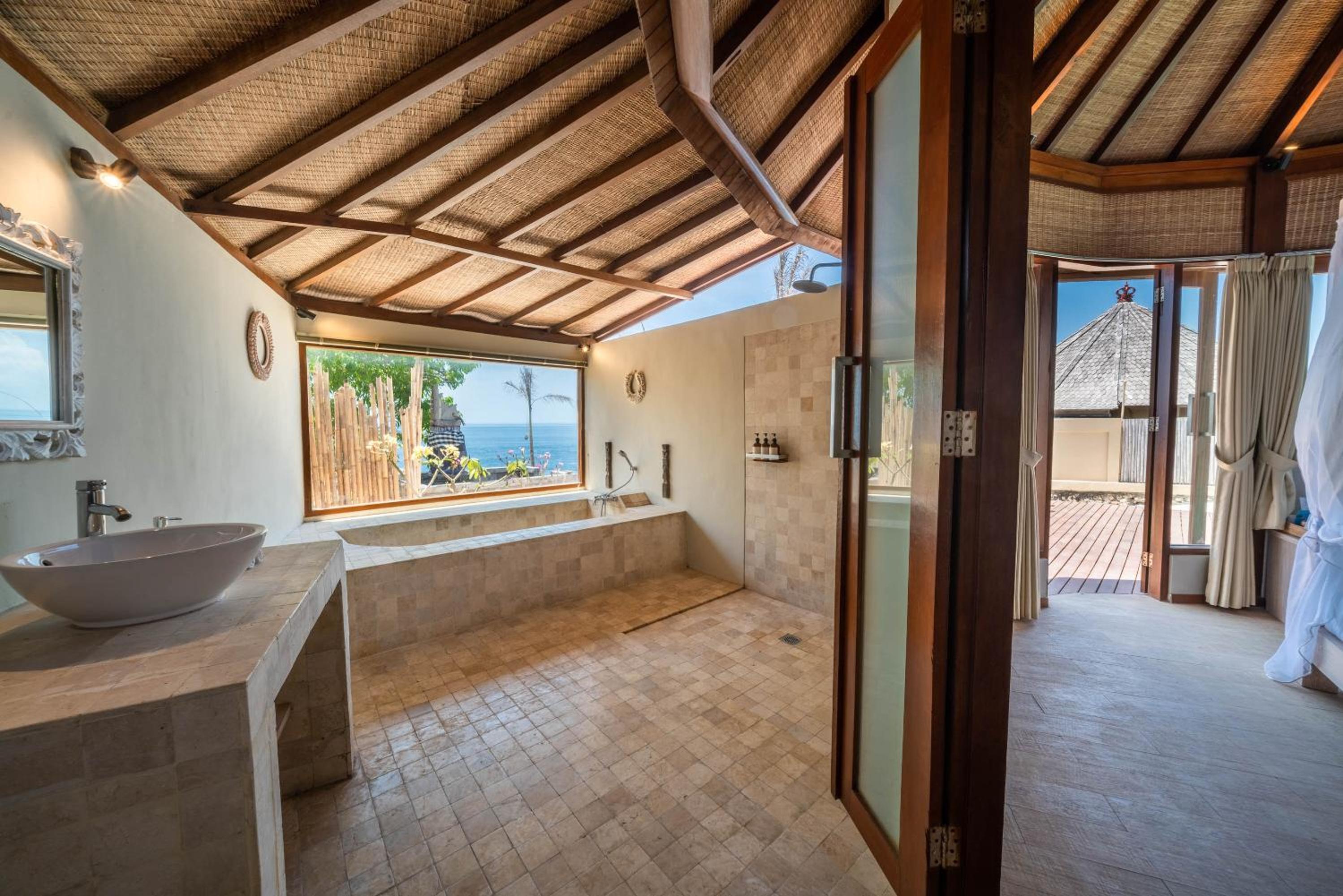 Ora Resort Avia Blue Lagoon