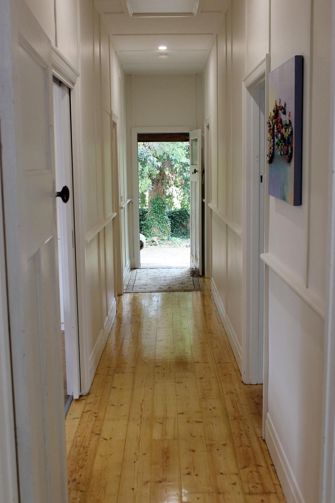 Cowes Vacations - The Old Cottage  Cowes - Property Image 2