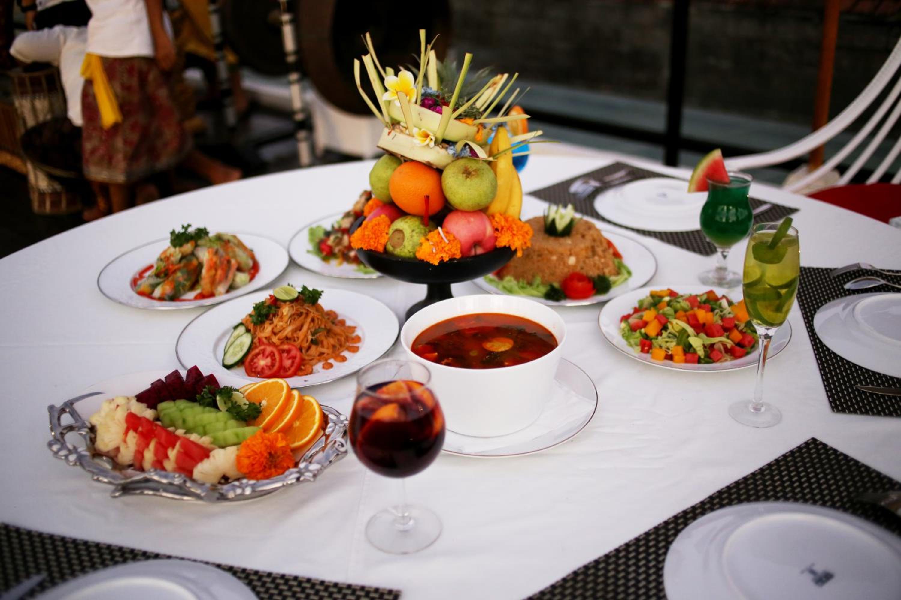 dining