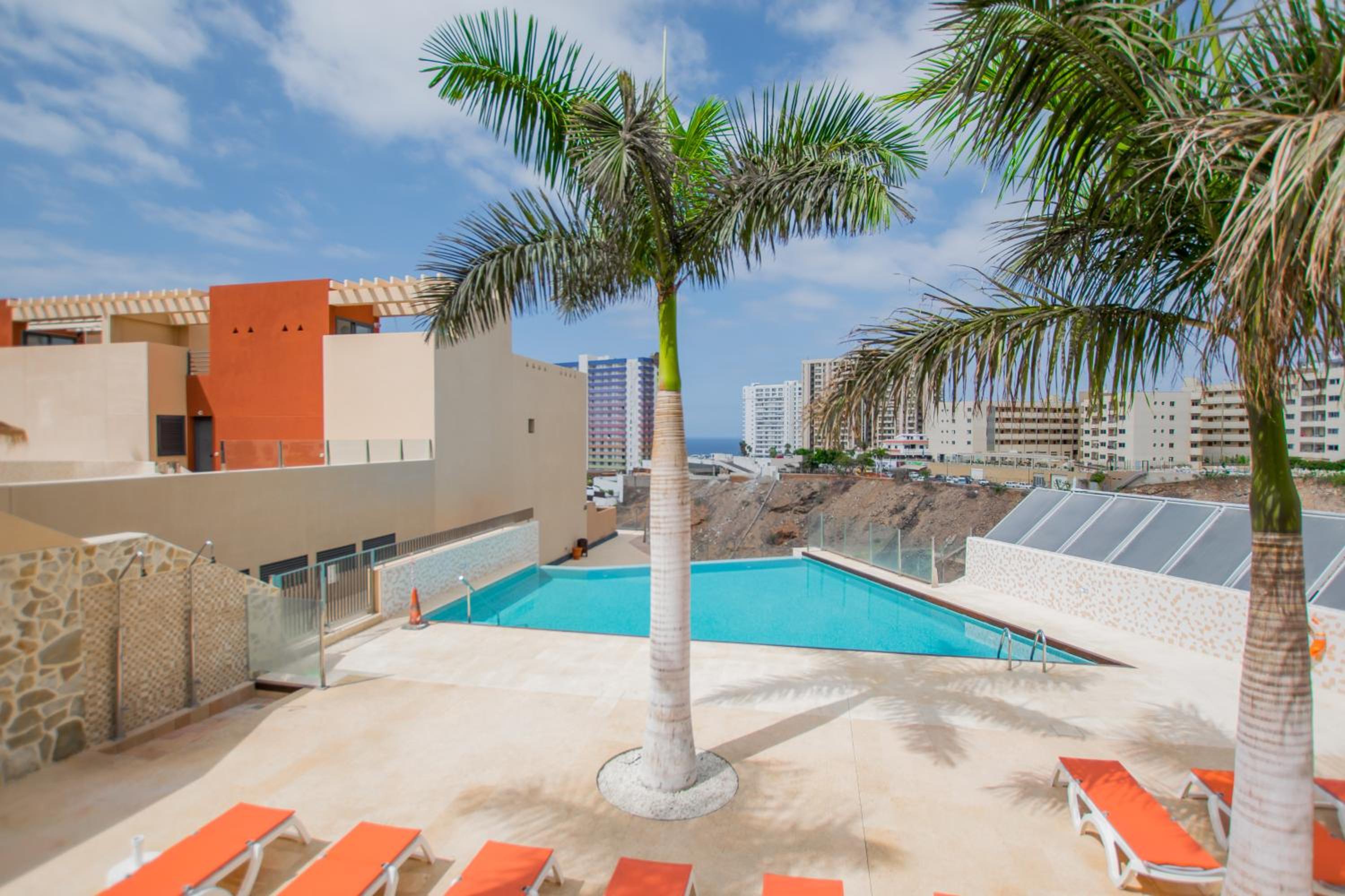 Relax moment in Paraiso 2 - TENESOL RENTALS view 3
