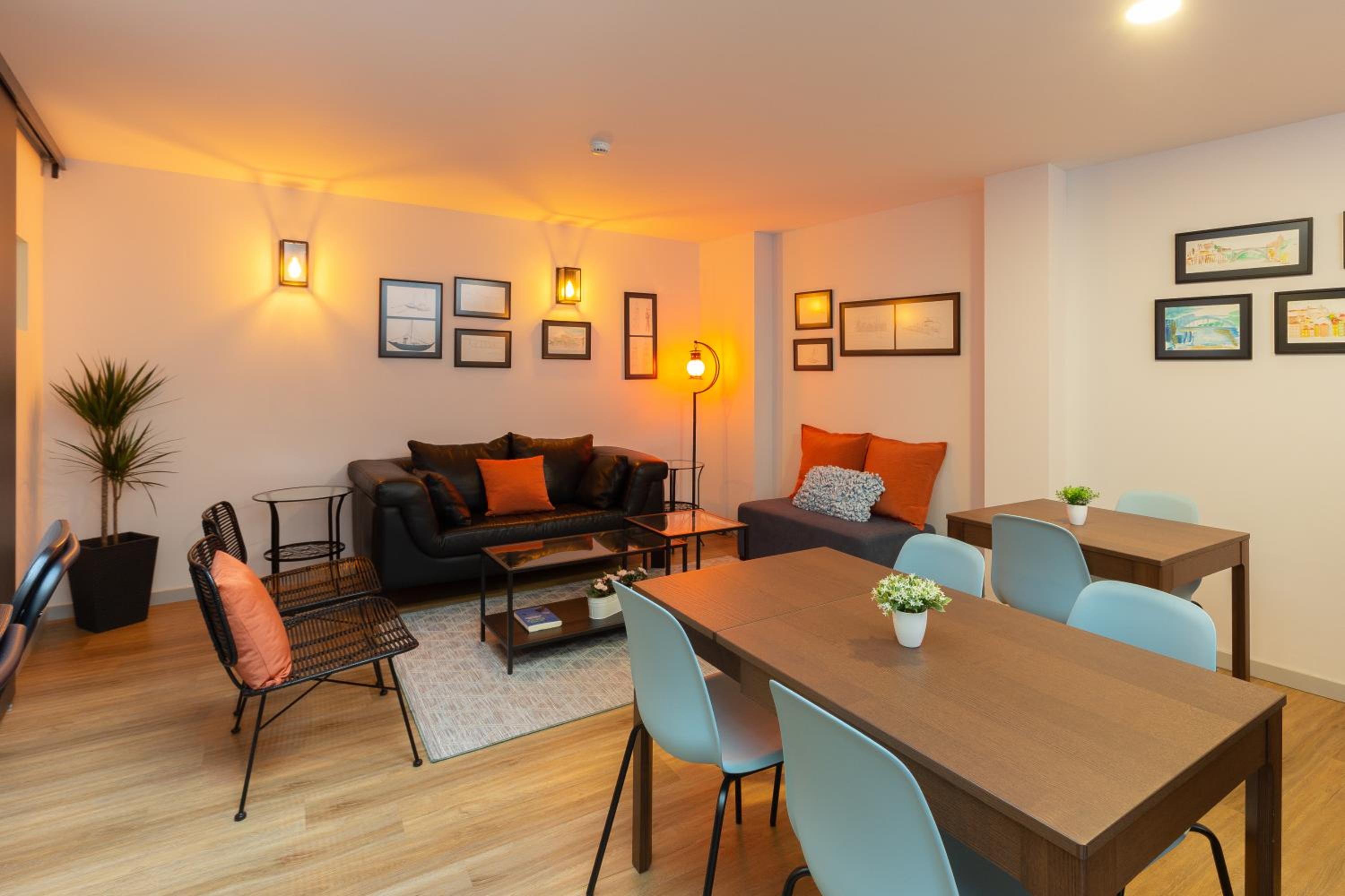 Serra do Pilar Porto Suites view 3