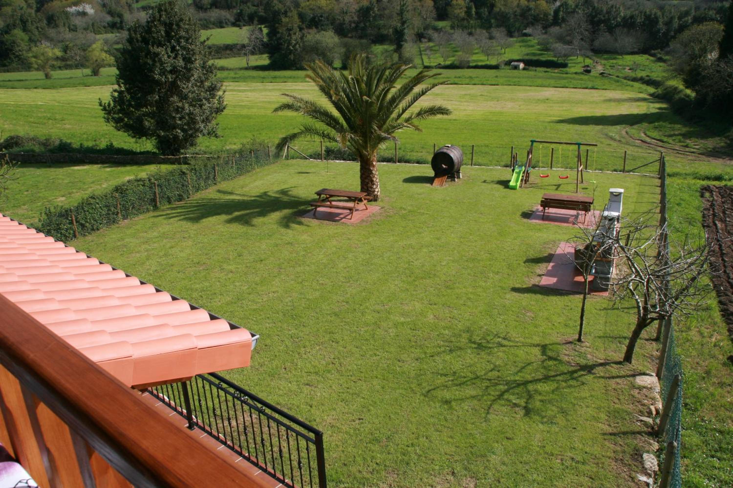 Apartamentos Vega Rodiles el balcón view 2