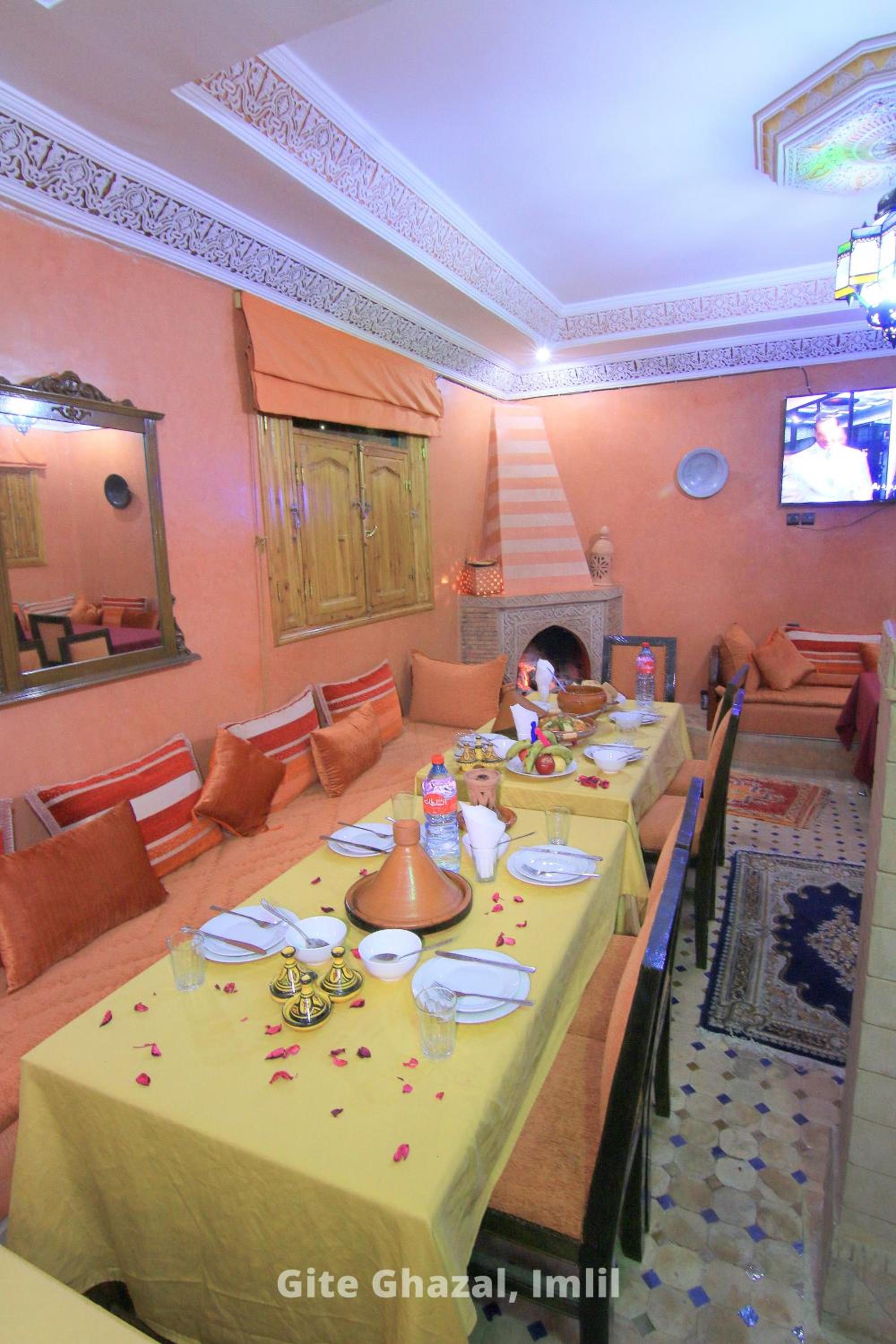 dining