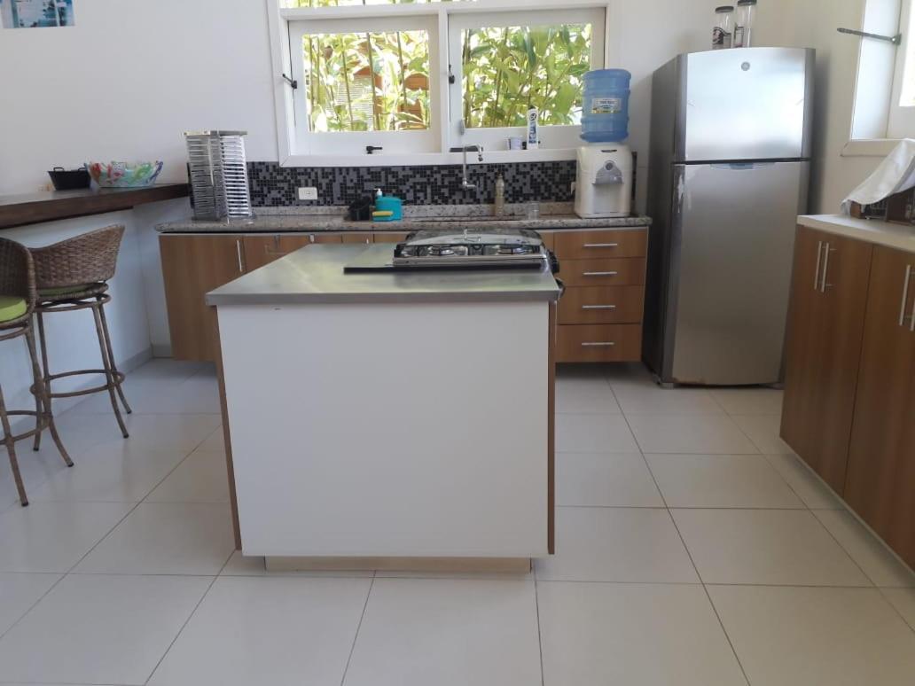 LINDA CASA ALTO PADRÃO - UBATUBA SP