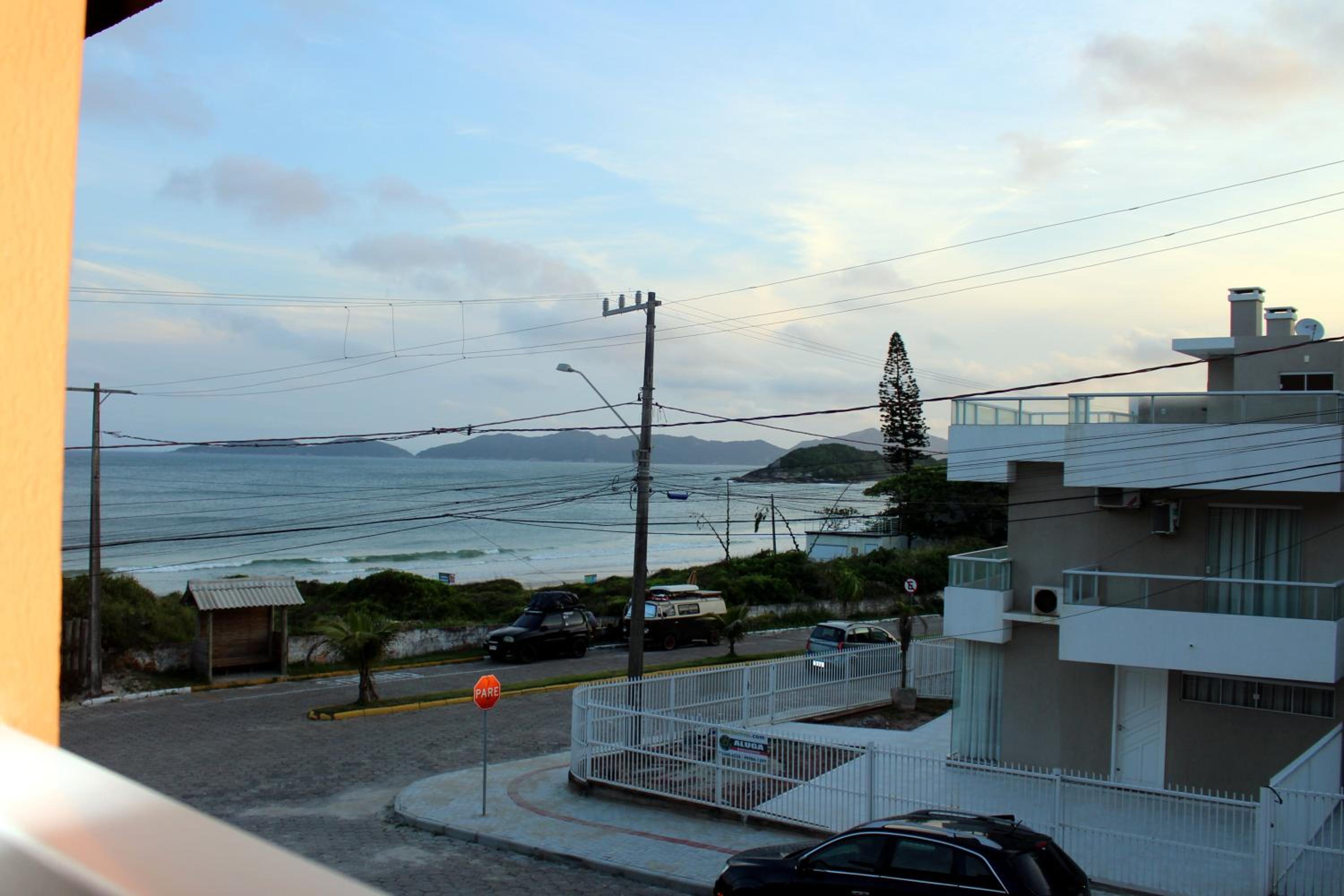 Praia de Quatro Ilhas a 50 metros do mar