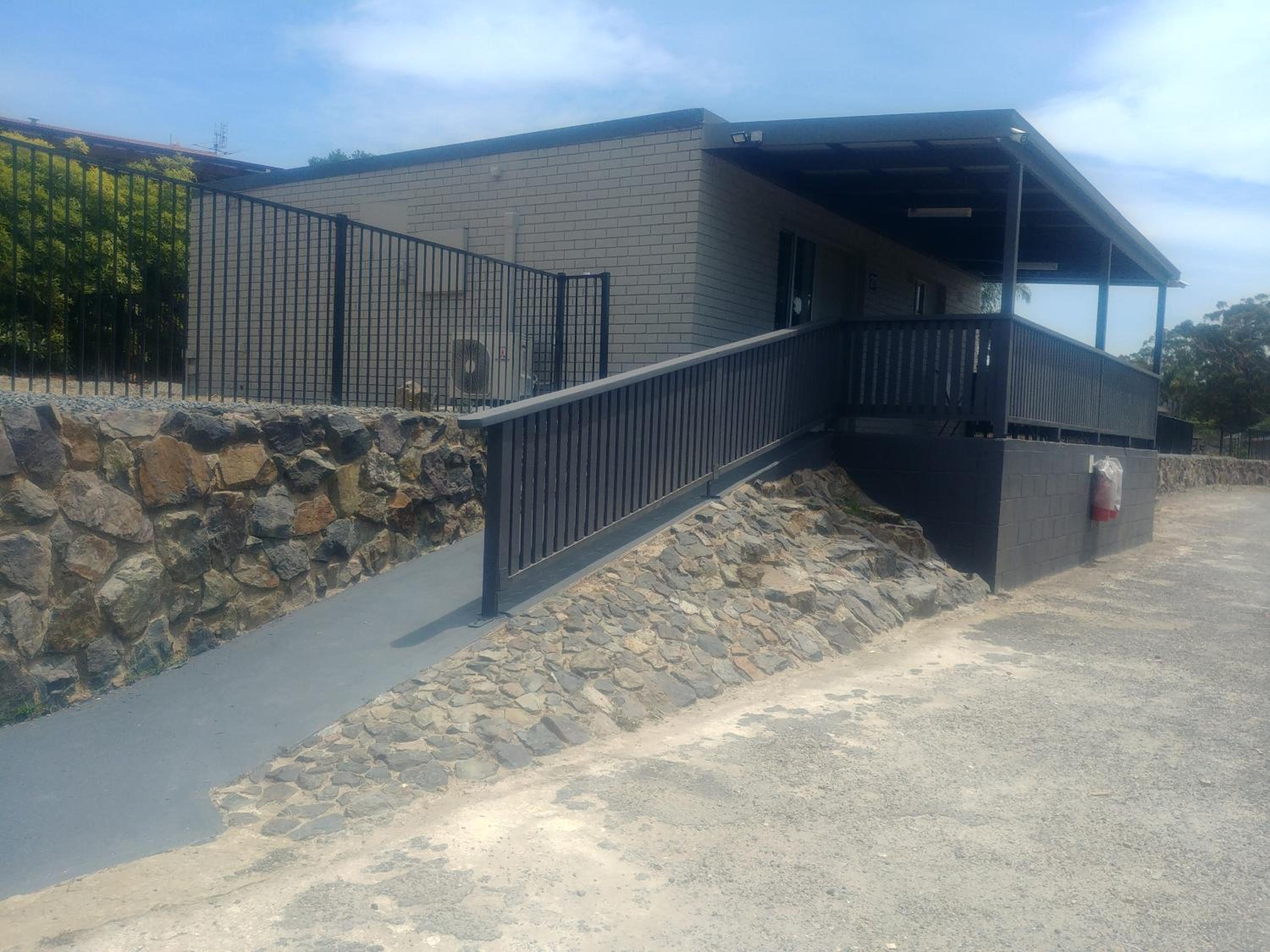 Eden Motel