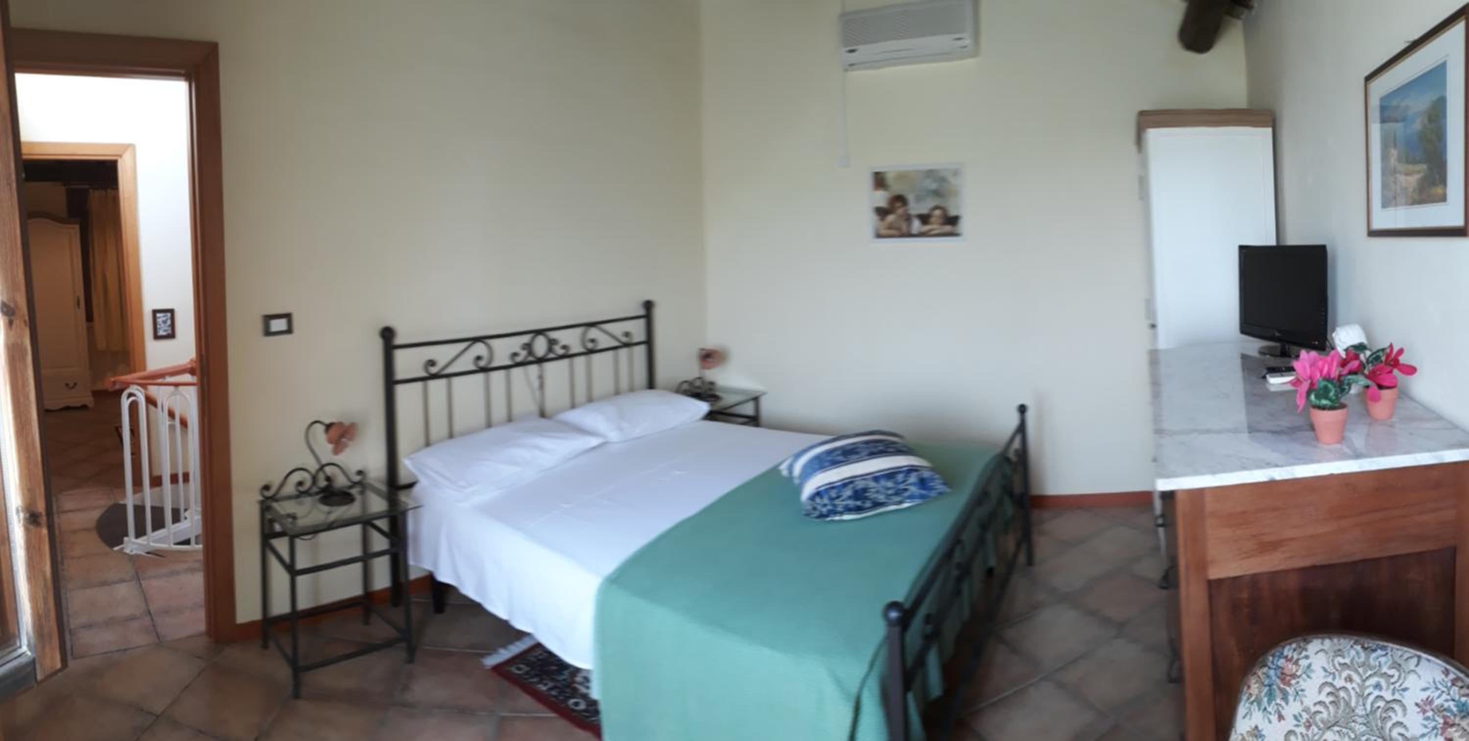 Photo 47