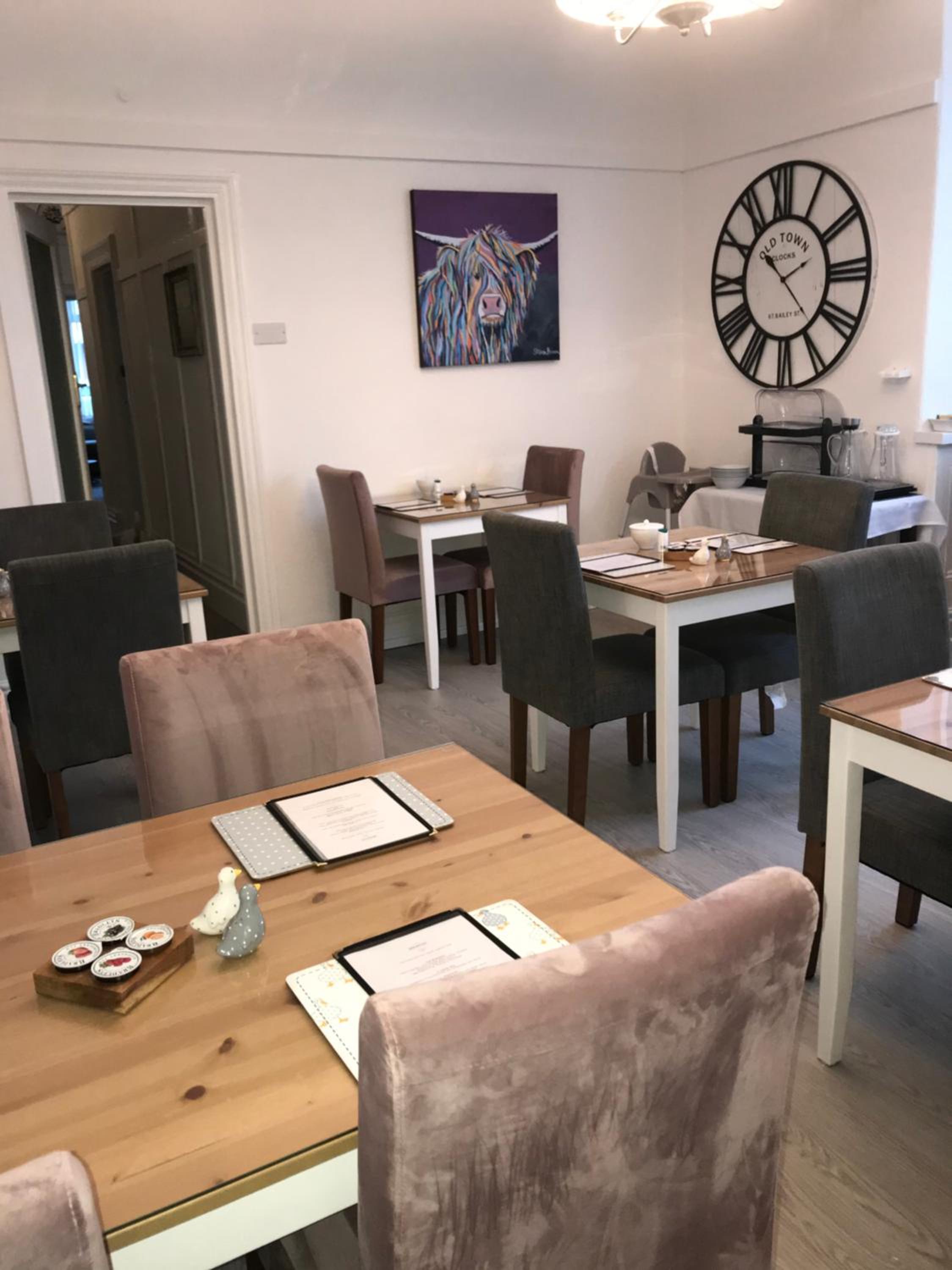 Avenue Guest House
