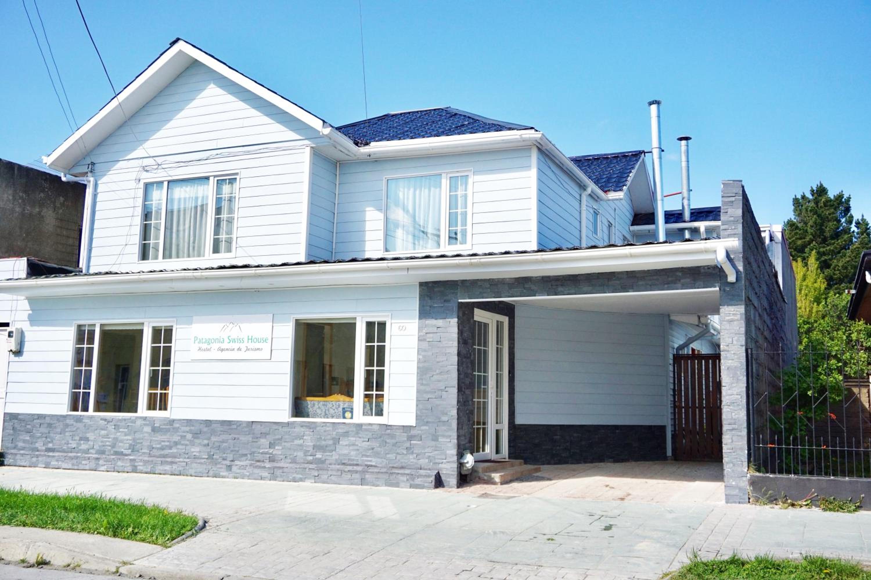 Hotel Patagonia Swiss House - Image 1