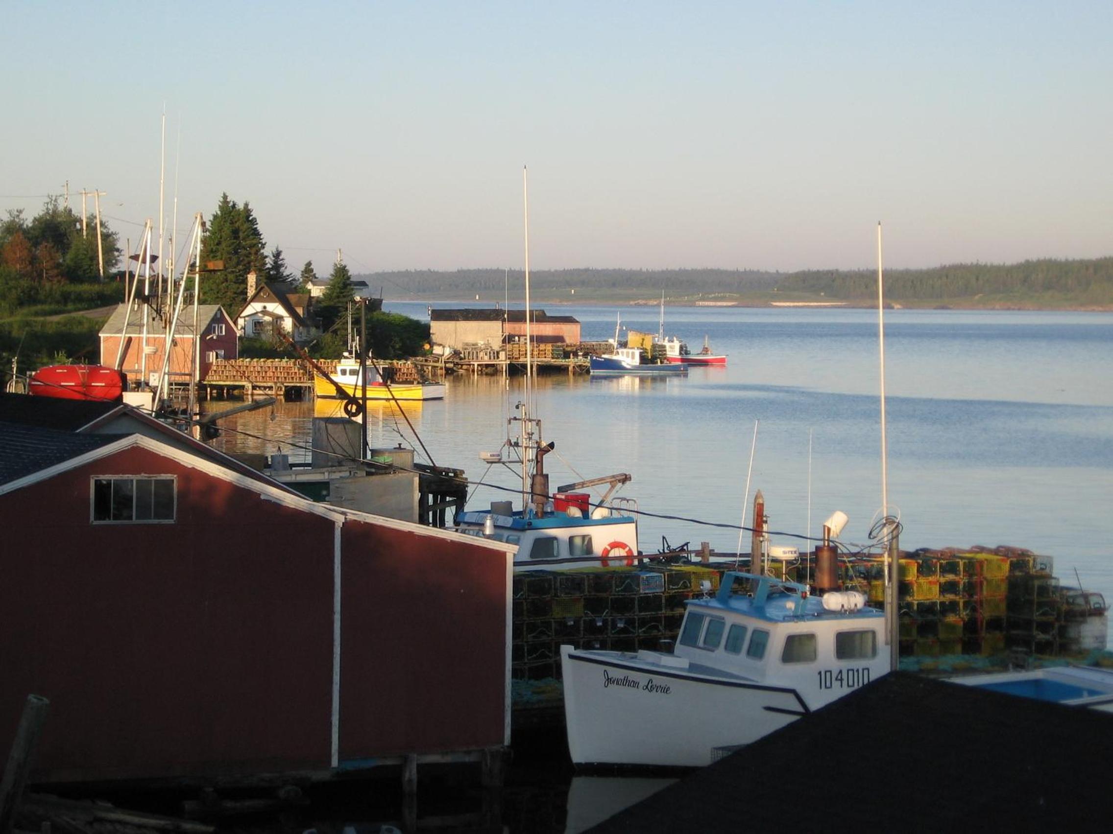 Louisbourg Harbour Inn