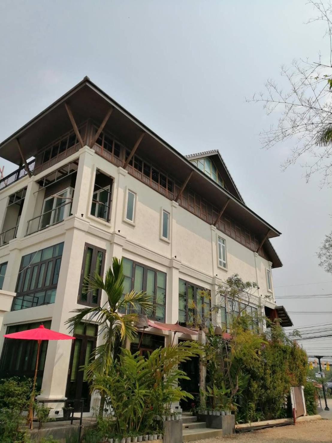 Risasinee Spa & Resort