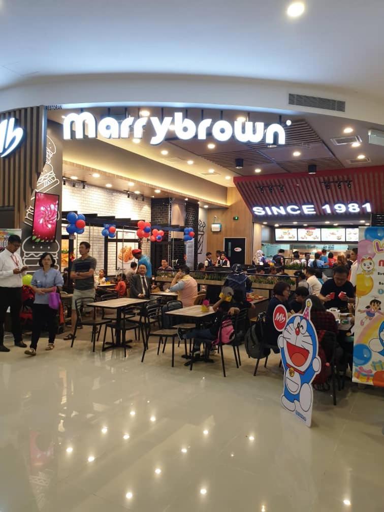 Country garden danga bay ,bay point
