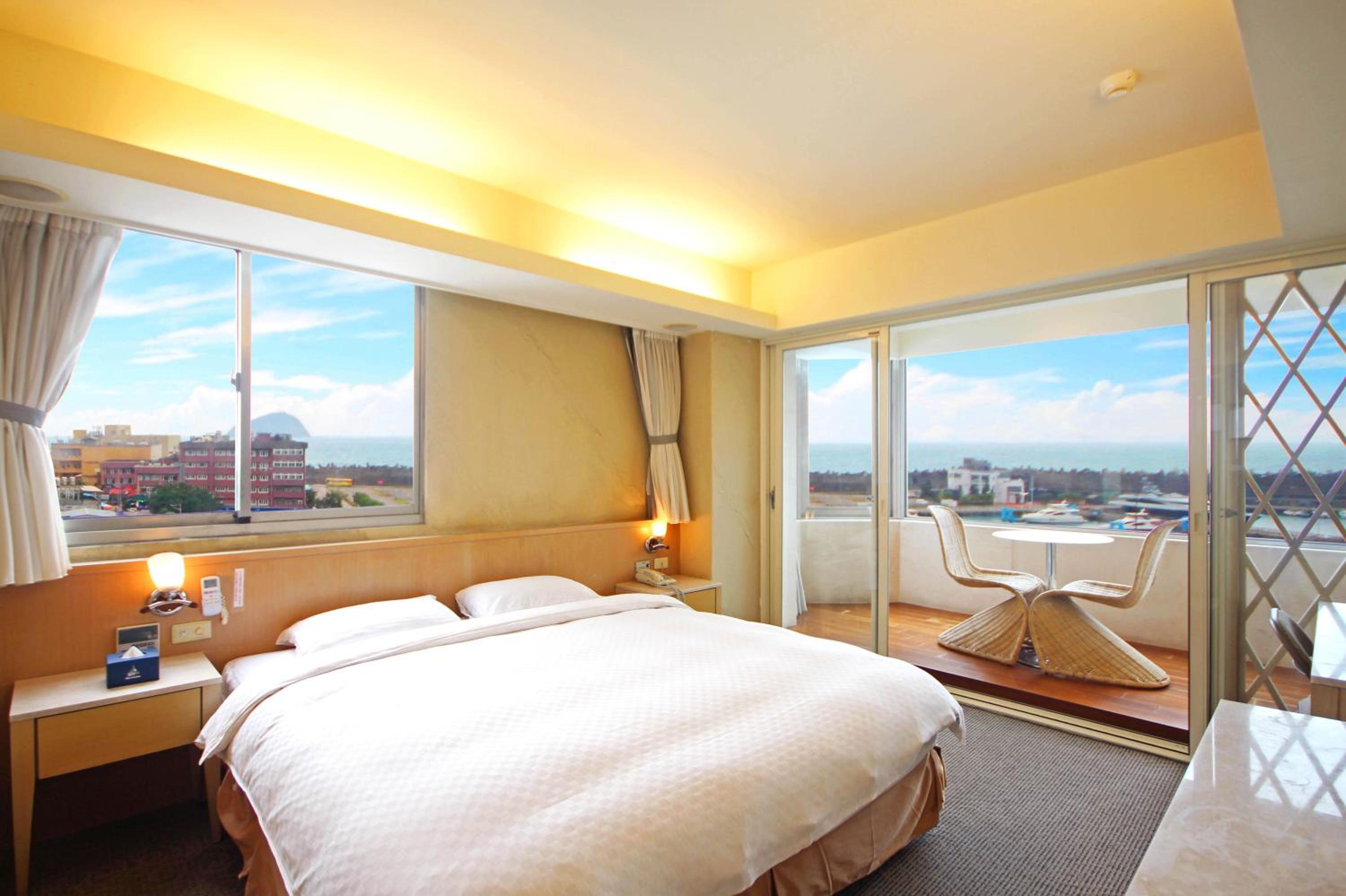 Blue Ocean Hotel