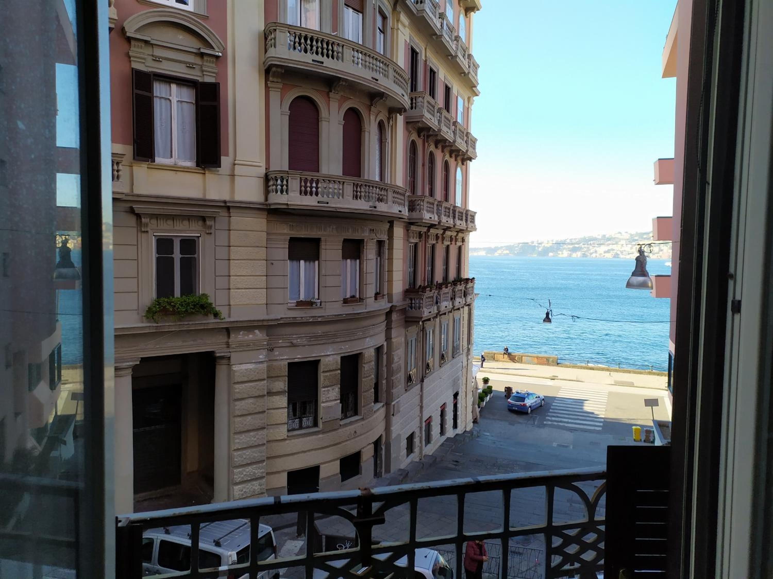NAPOLIXSUITE