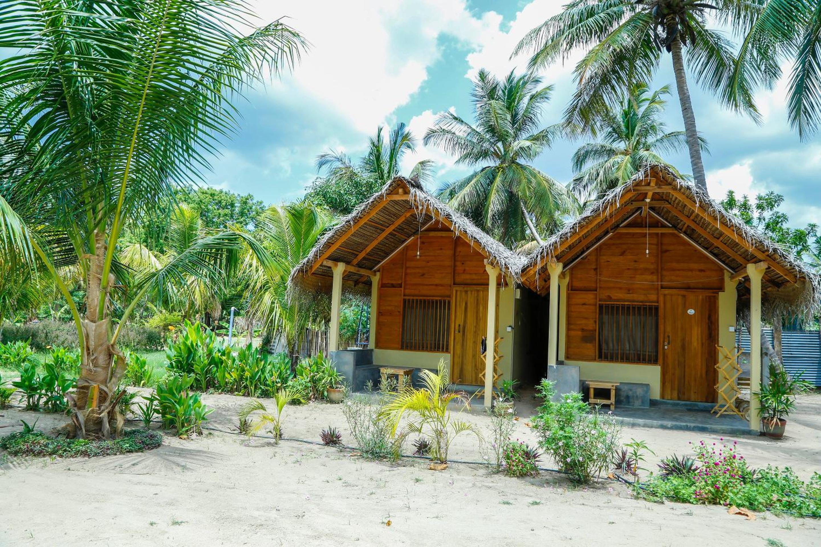 Hotel Pearl Inn Green - Image 1