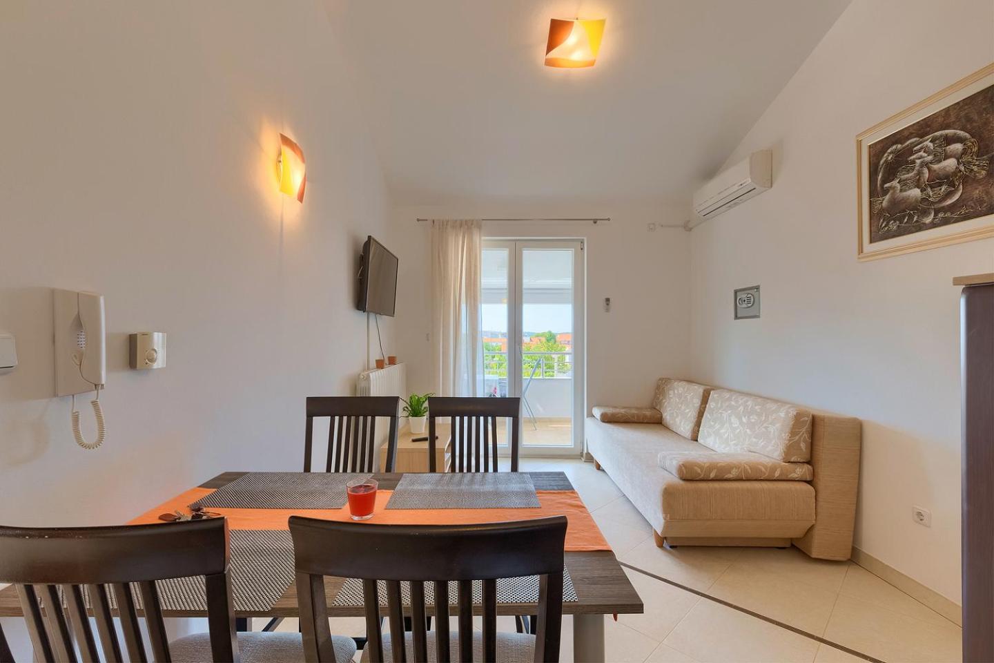 Apartments Boris 771