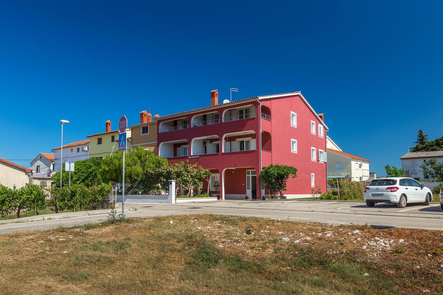 Apartments Boris 771