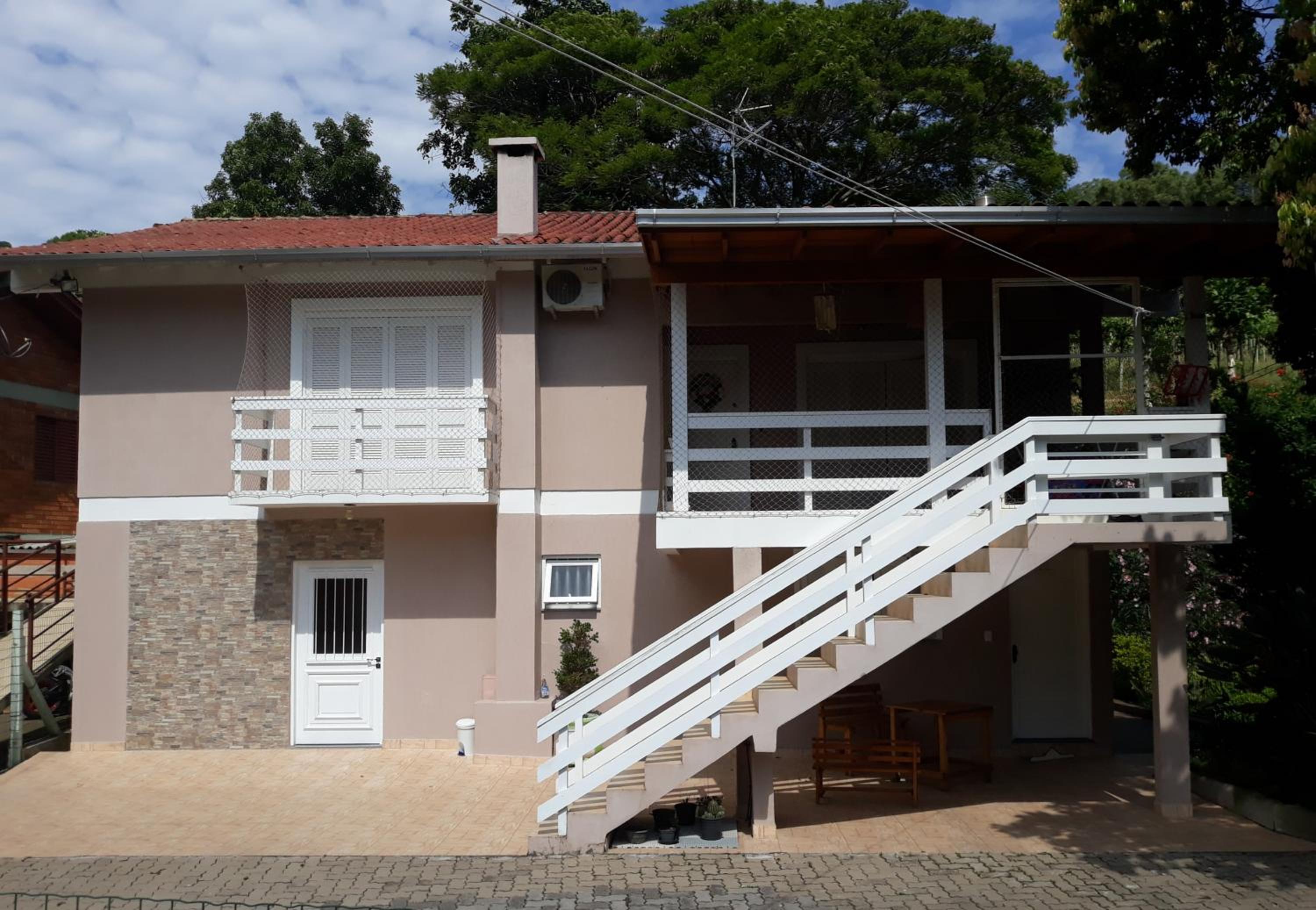 Hotel Lar do Vale - Vinhedos - Image 1