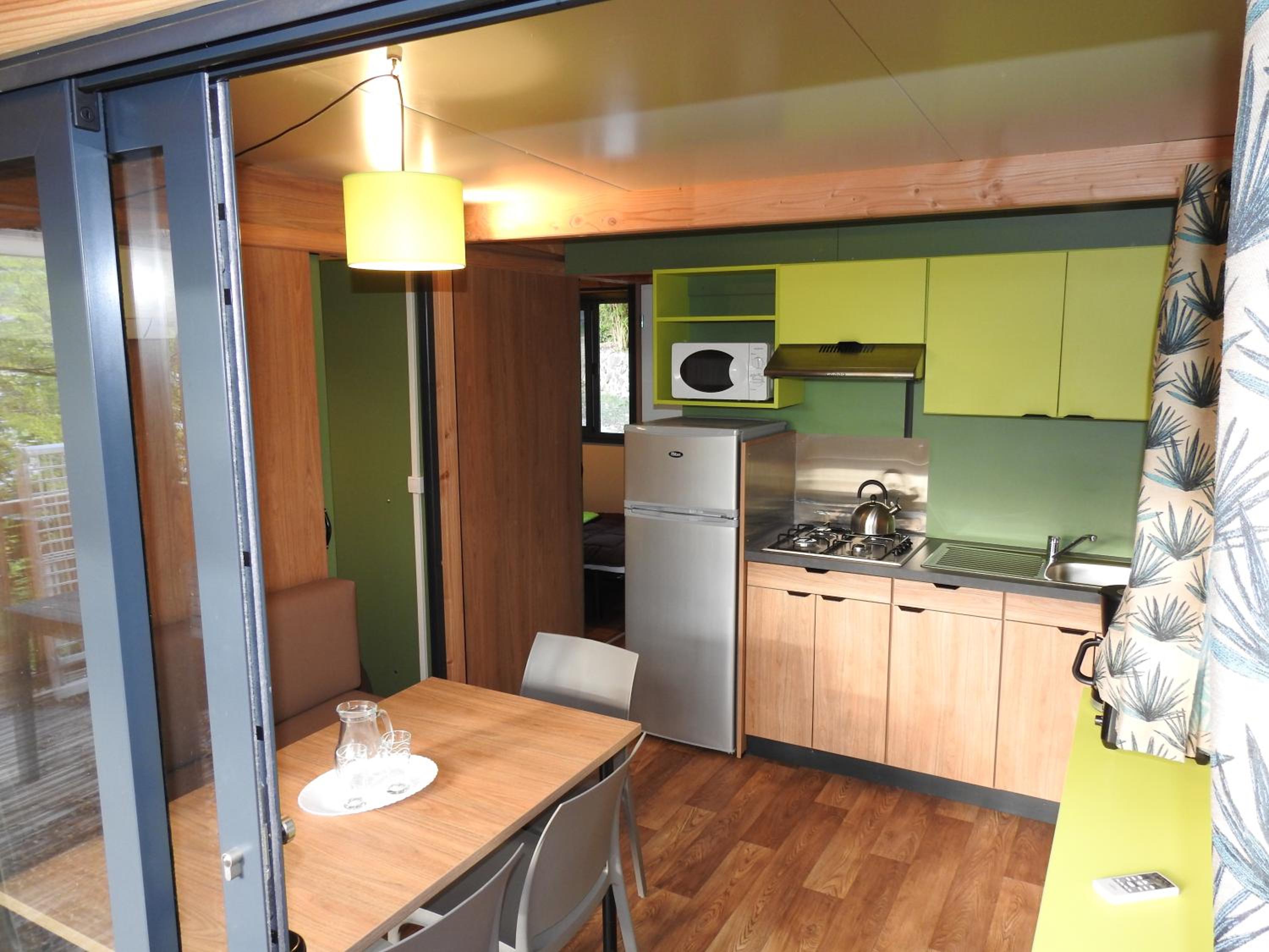 Camping Les Lavandes view 4