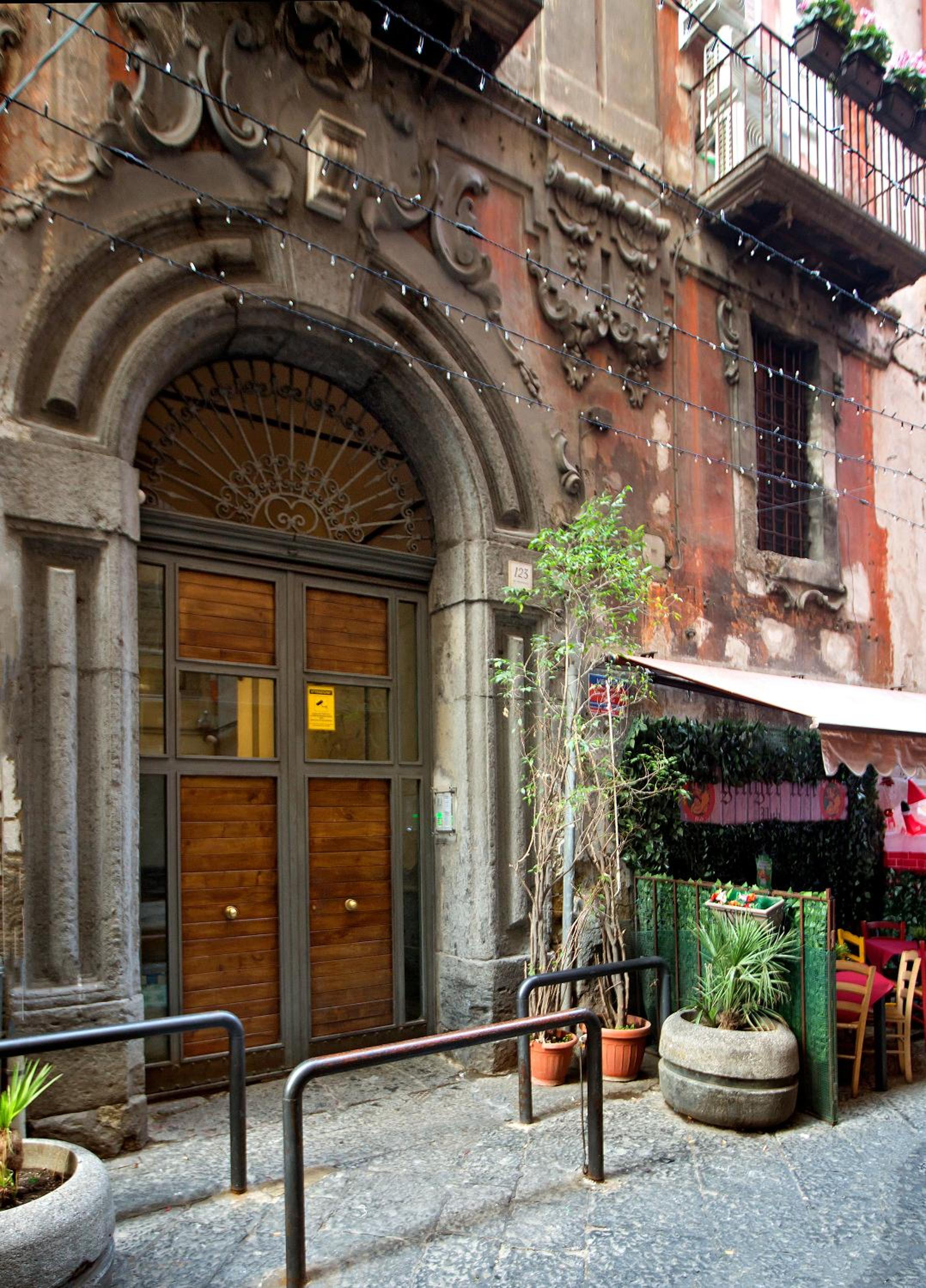 B&B Napoli Time — Naples