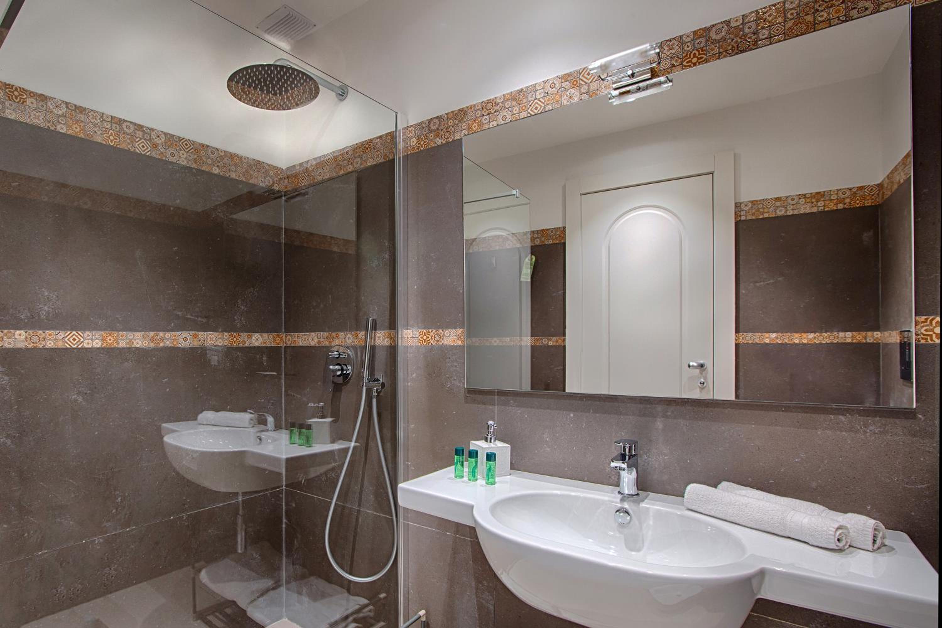 B&B Napoli Time en Naples — bathroom