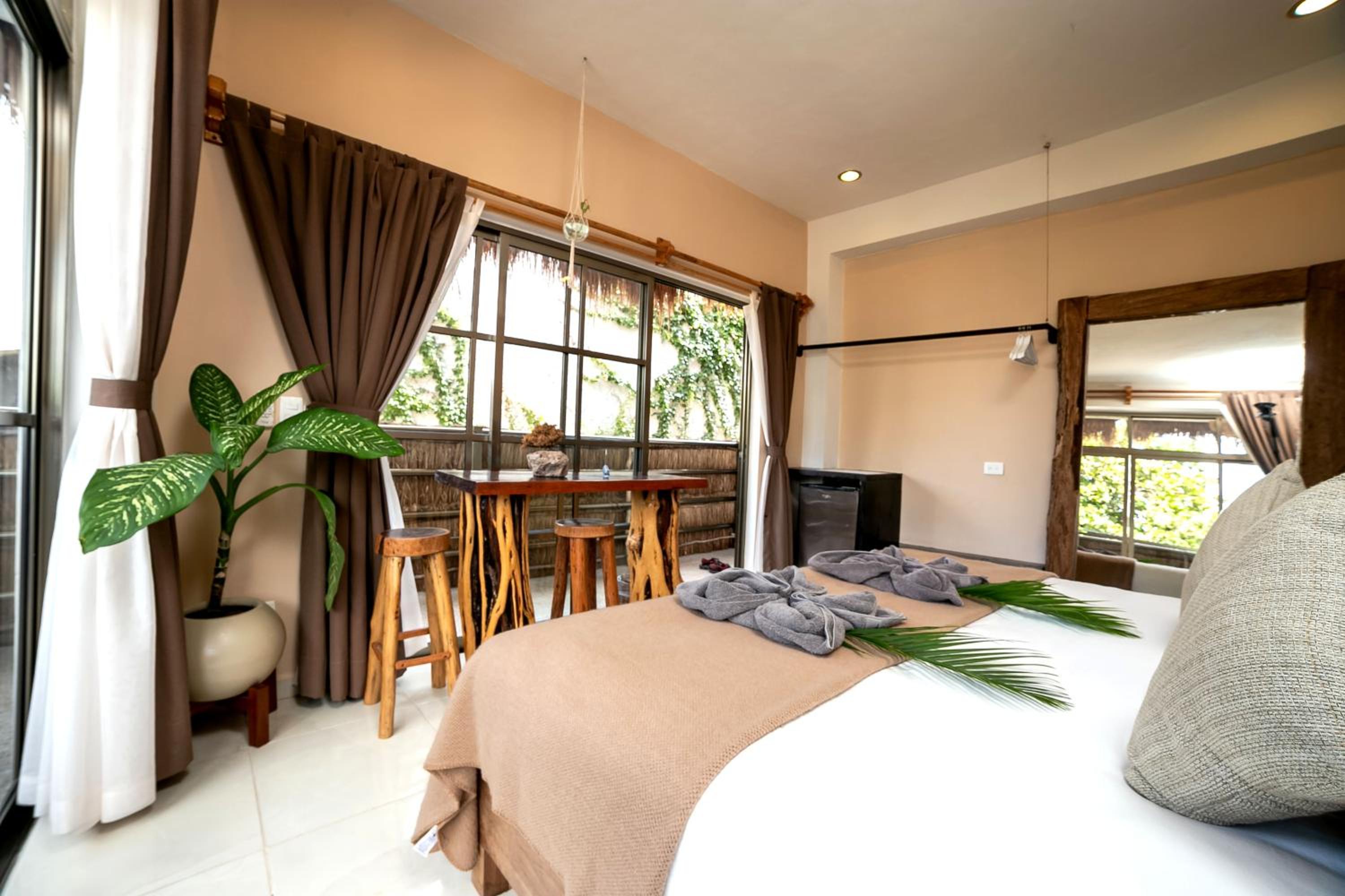 Grand Balam Plaza - Property Image 10