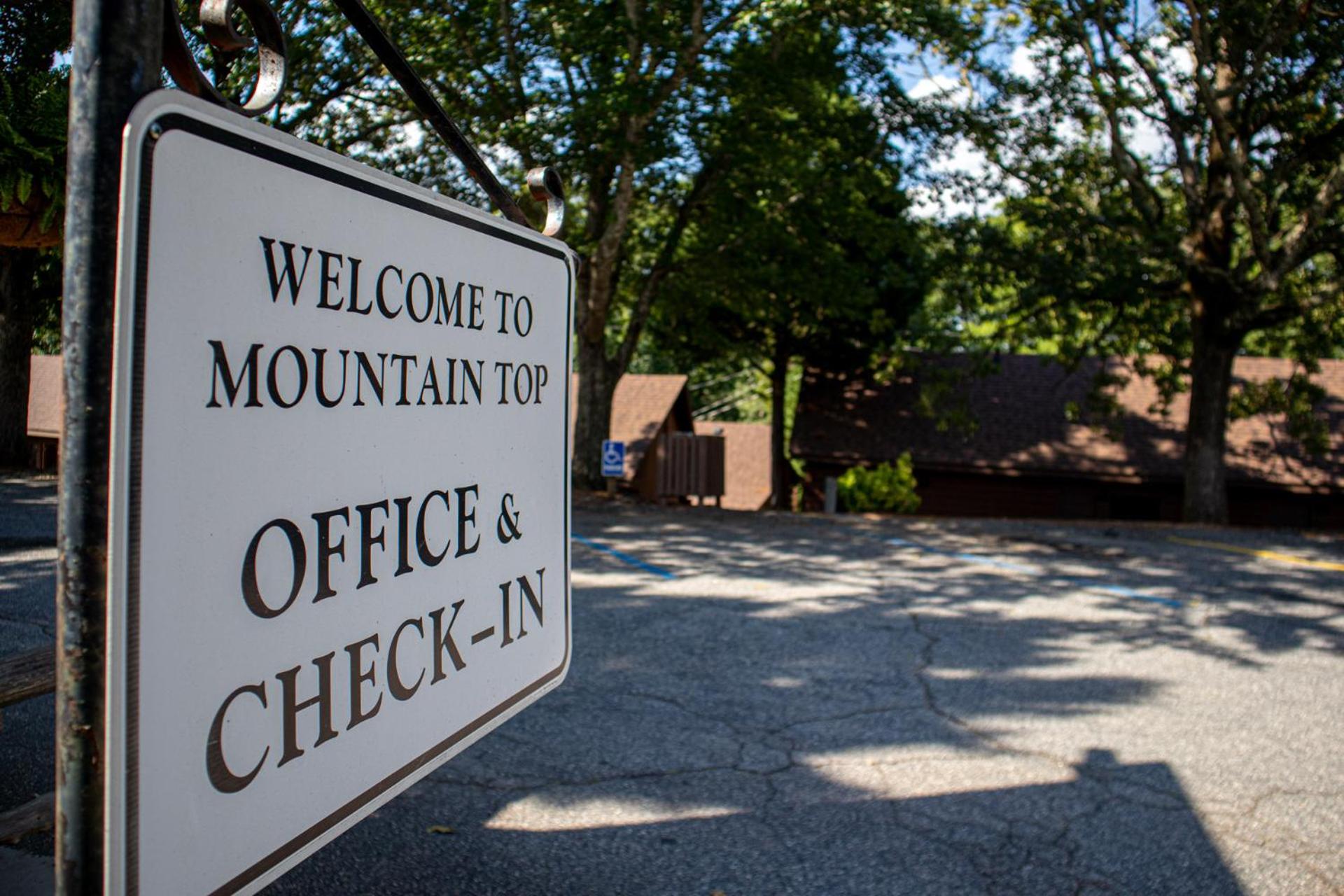 Mountain Top Inn and Resort