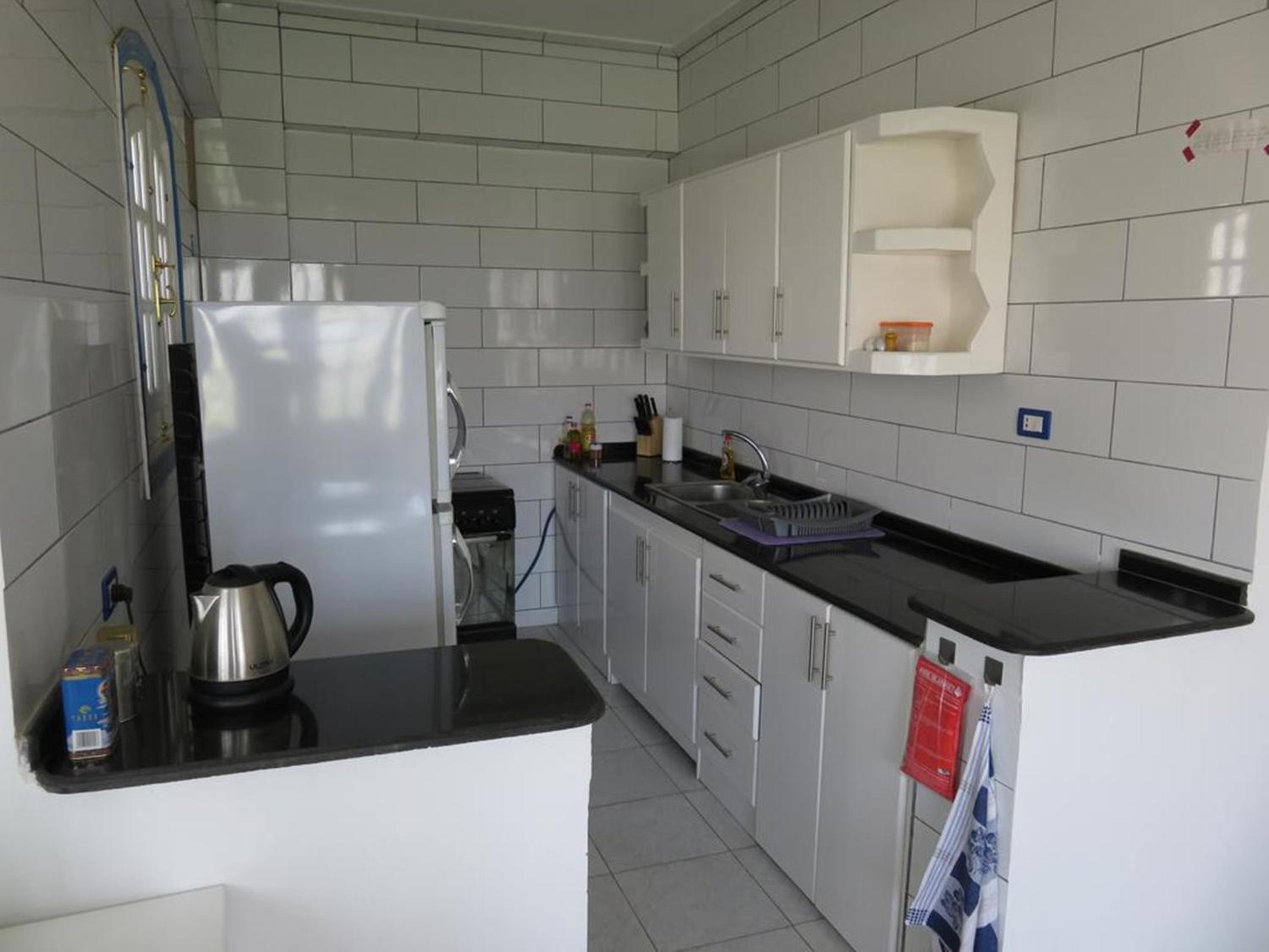 Hermina Guest House - Image 2