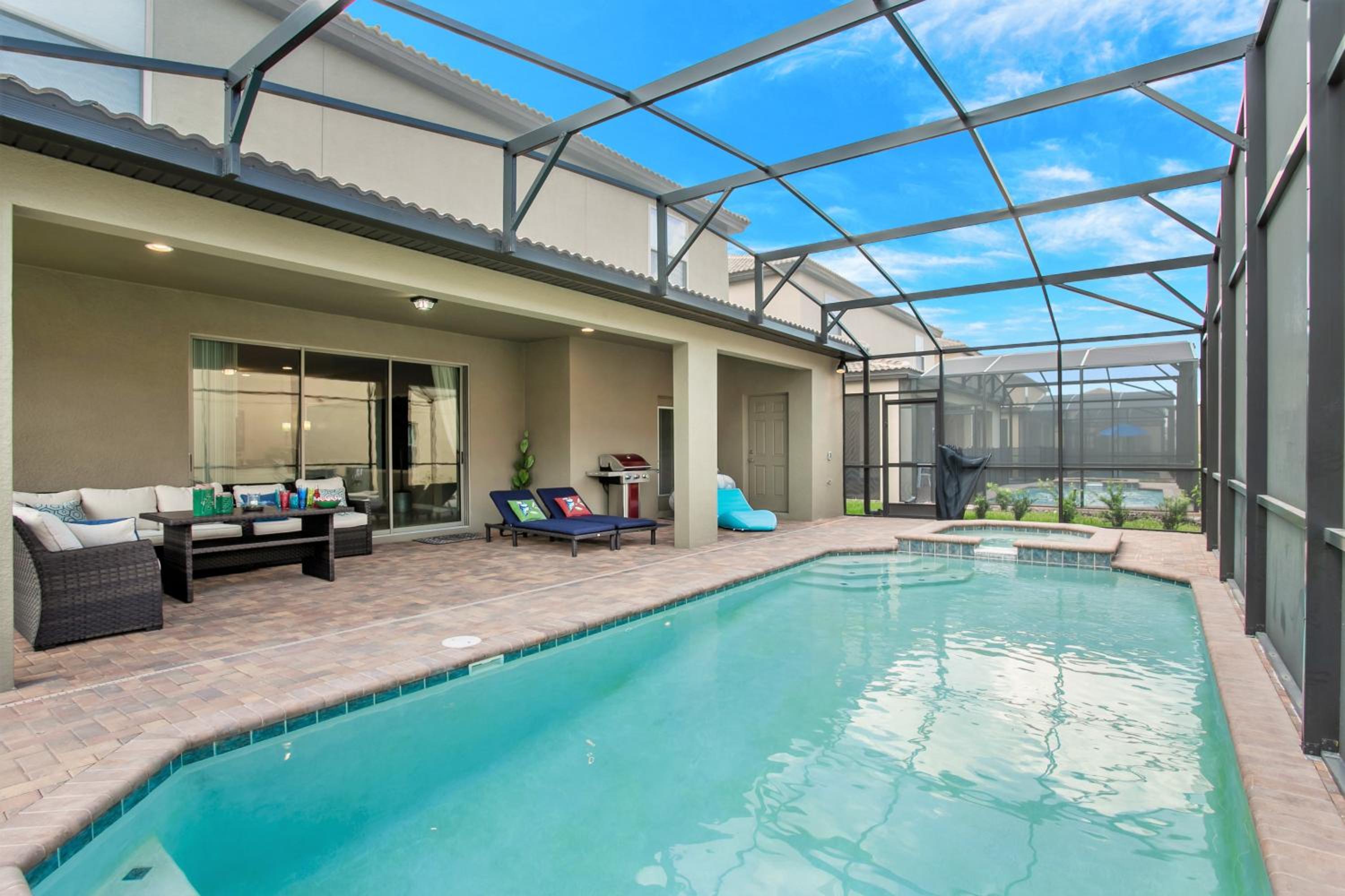 8 Bedroom, 6 Bathroom Upscale Villa Near All The Fun in Kissimmee view 2