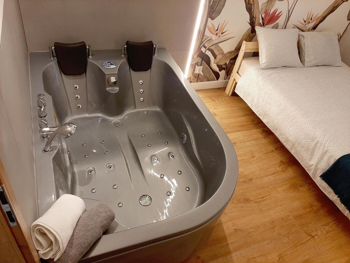 Jacuzzi Apartamenty Gdańsk - RELAX Apartments view 2
