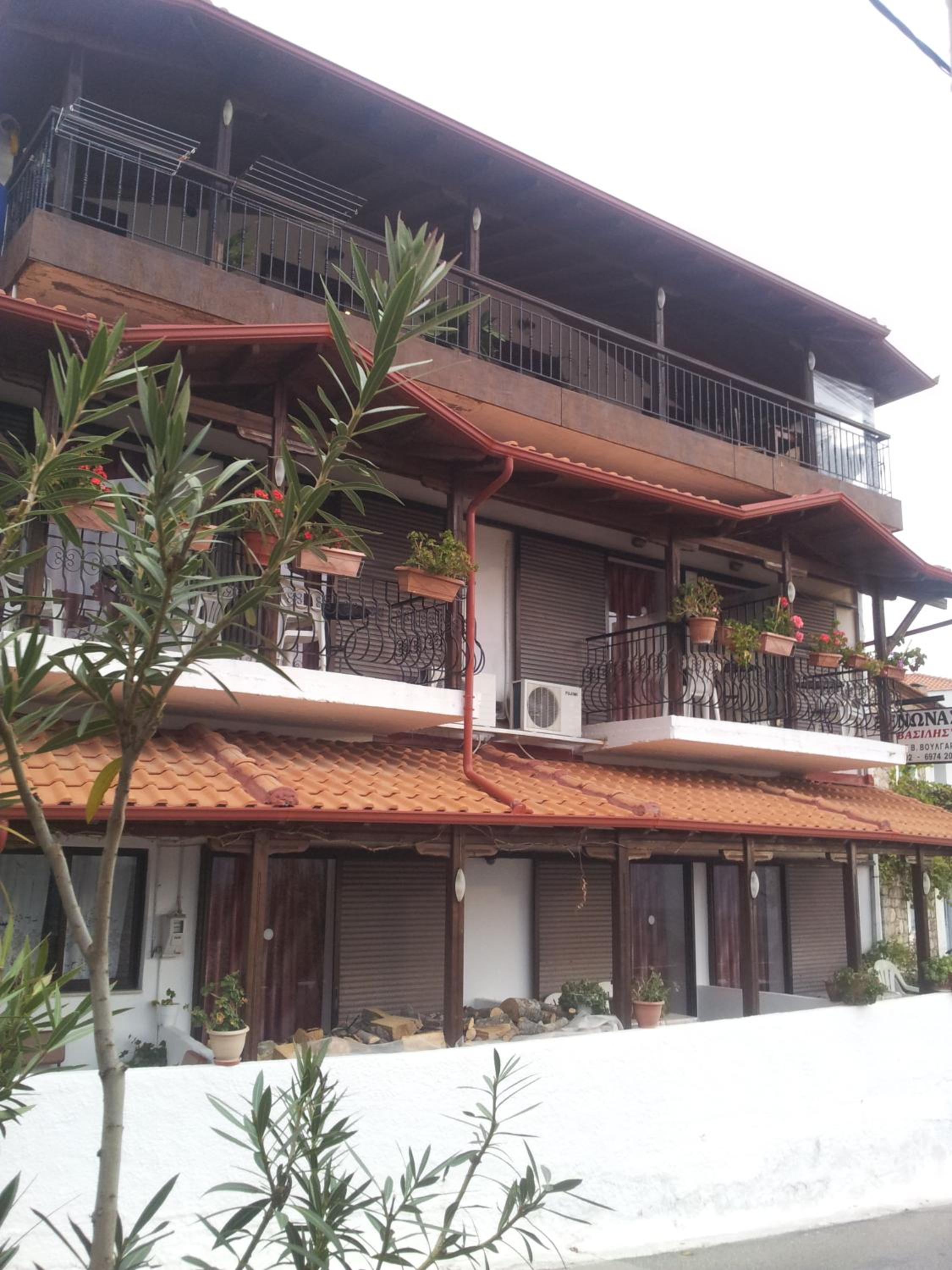 Vassilis Guesthouse view 2