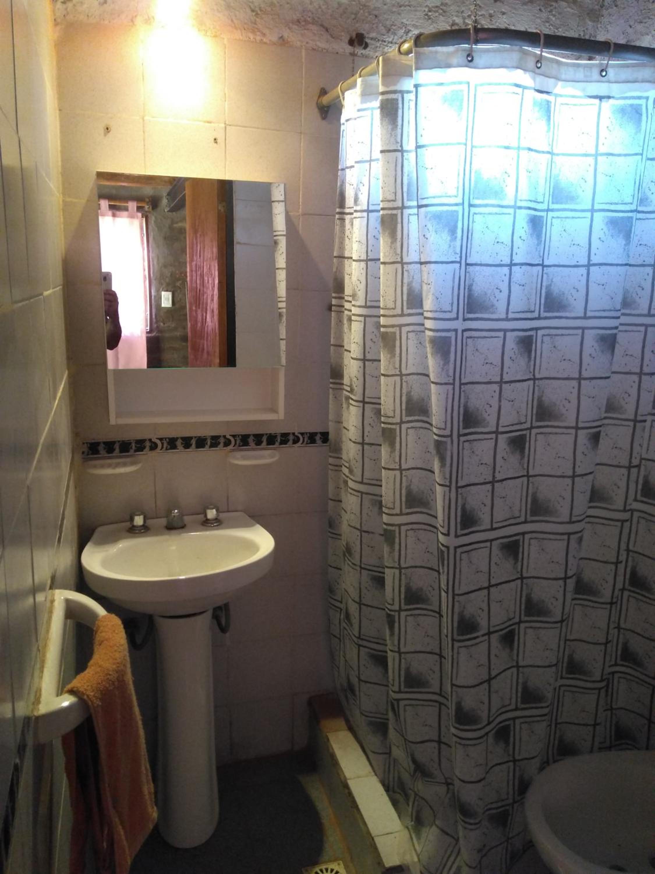 Finca Mula en Maipú — bathroom